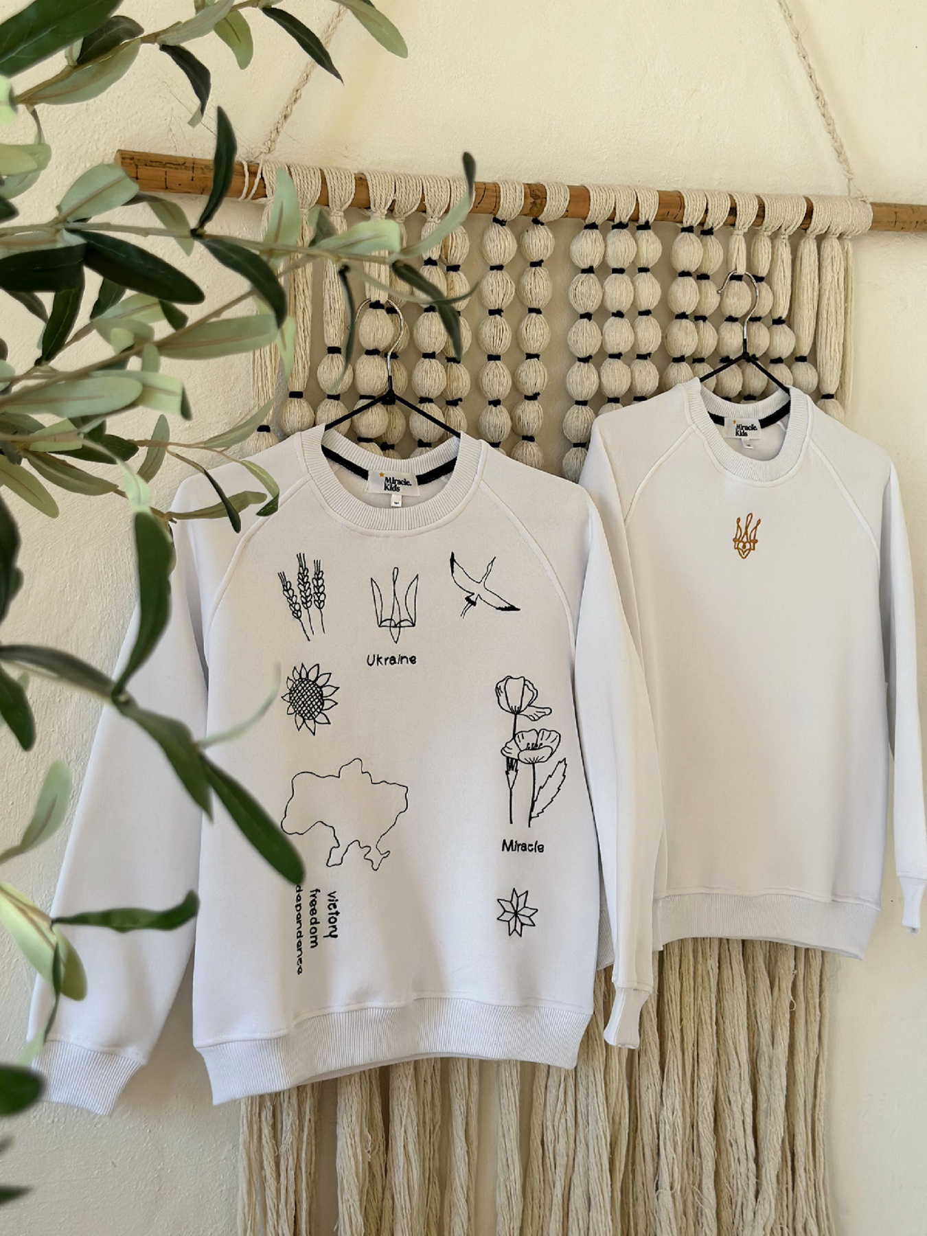 Свитшот Miracle Kids модель 22-17-028 Фото