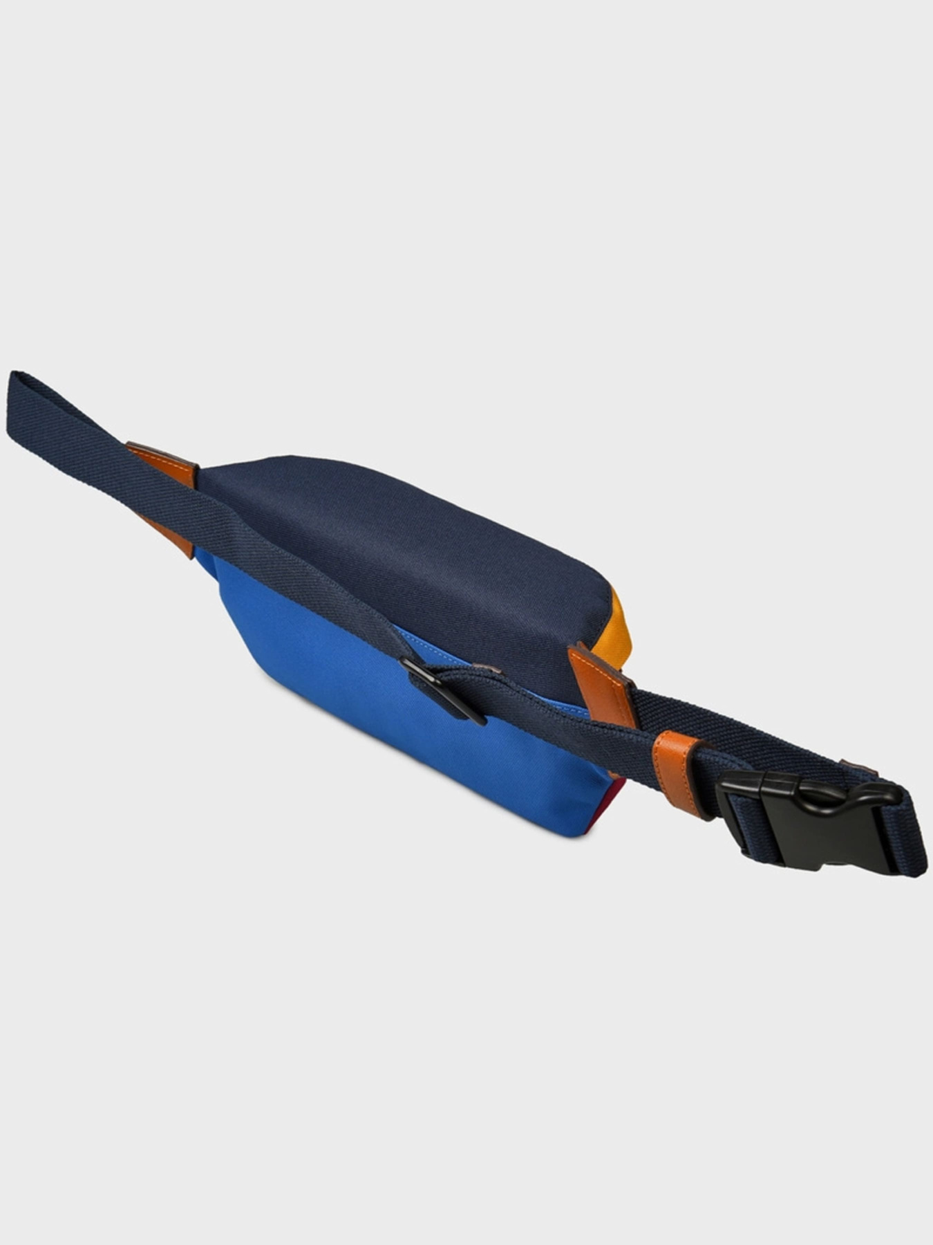 Поясная сумка Harmont&Blaine модель H4DPMH370022000 Фото