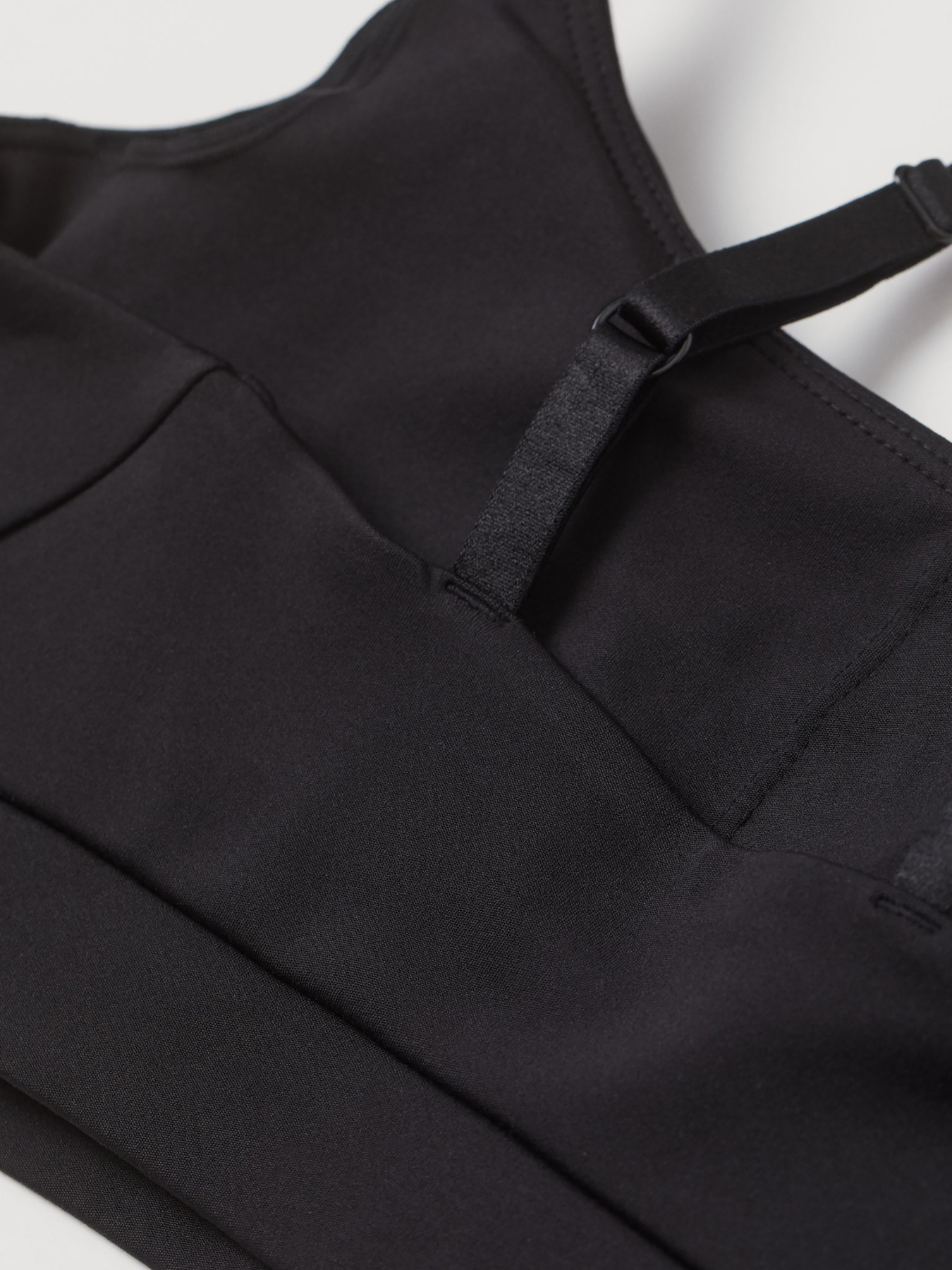 Топ спортивний H&M модель 69657 Фото