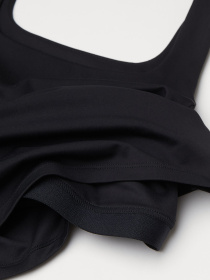 Спортивна майка H&M модель 69660 Фото