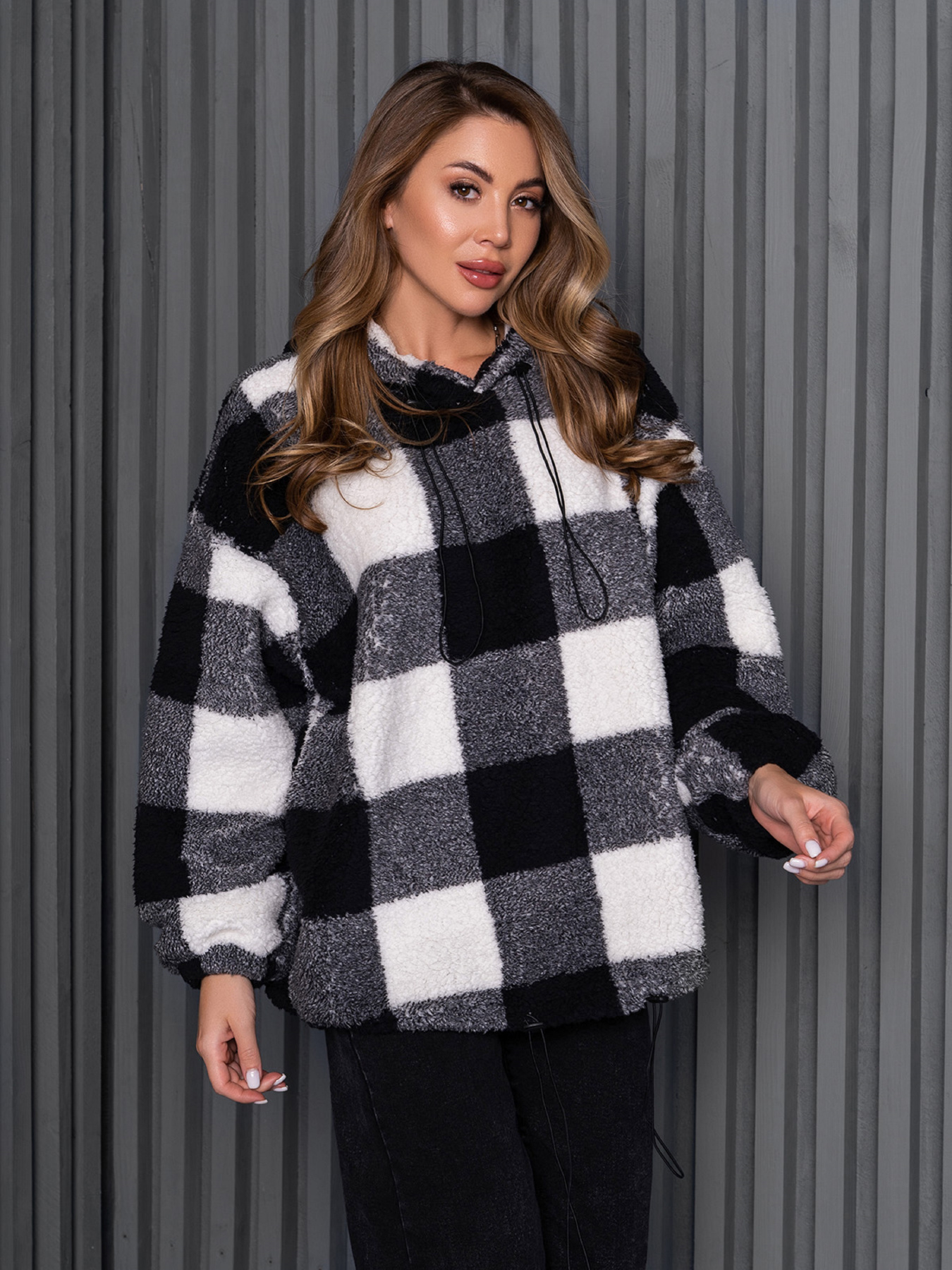 Худи ISSA Plus модель 14266_черный_белый Фото