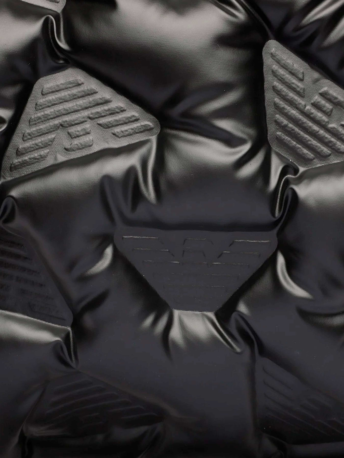 Сумки Emporio Armani модель Y3D165-YVZ8X-80001 Фото