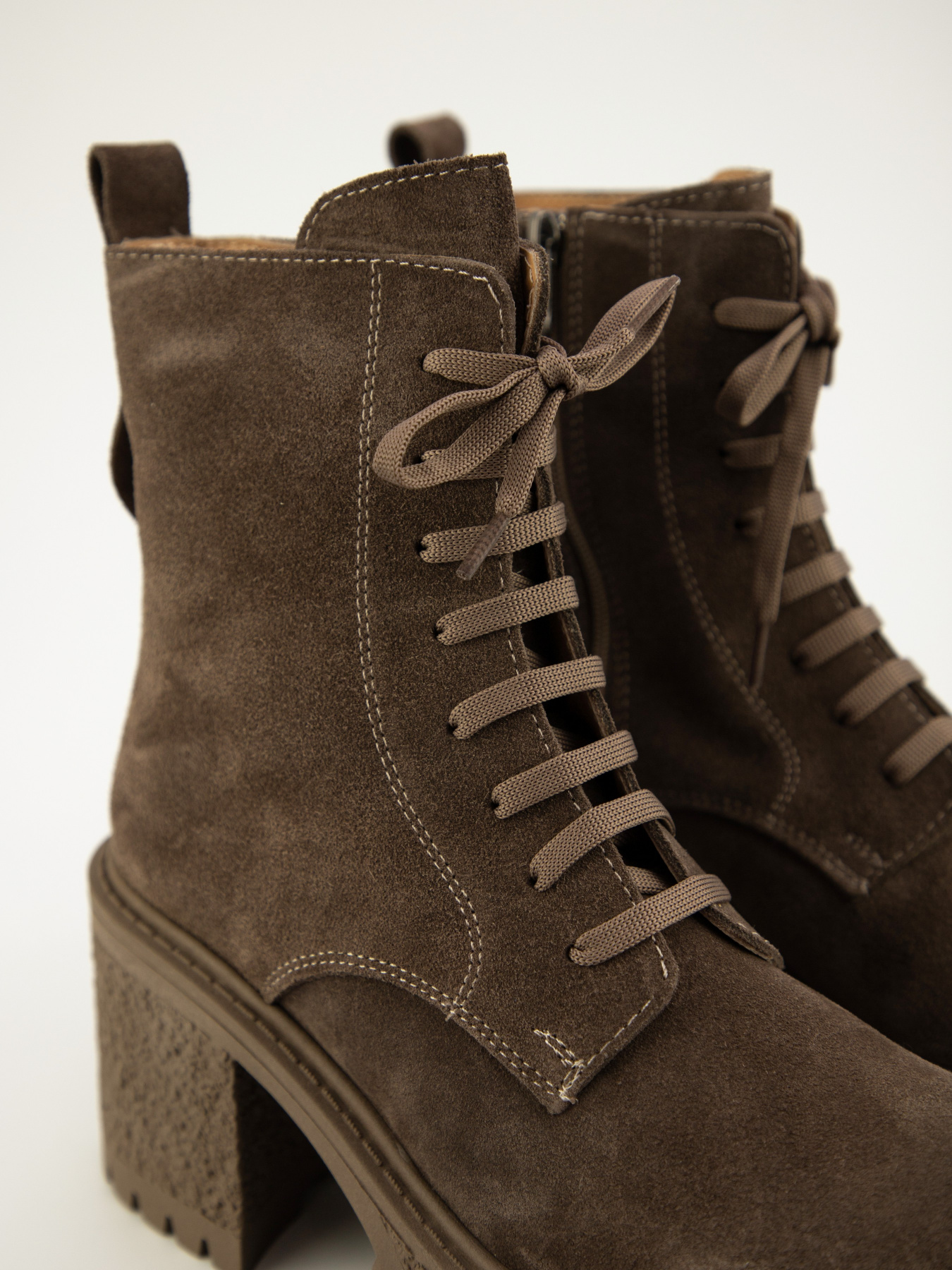 Бoтильоны URBAN TRACE модель 382-9340-R367 Фото