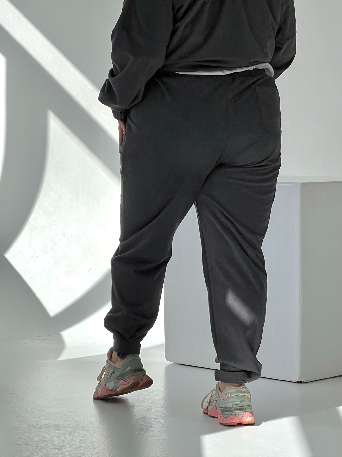 Штани повсякденні IJ модель ij-pants-lip-zamsh-grafit Фото