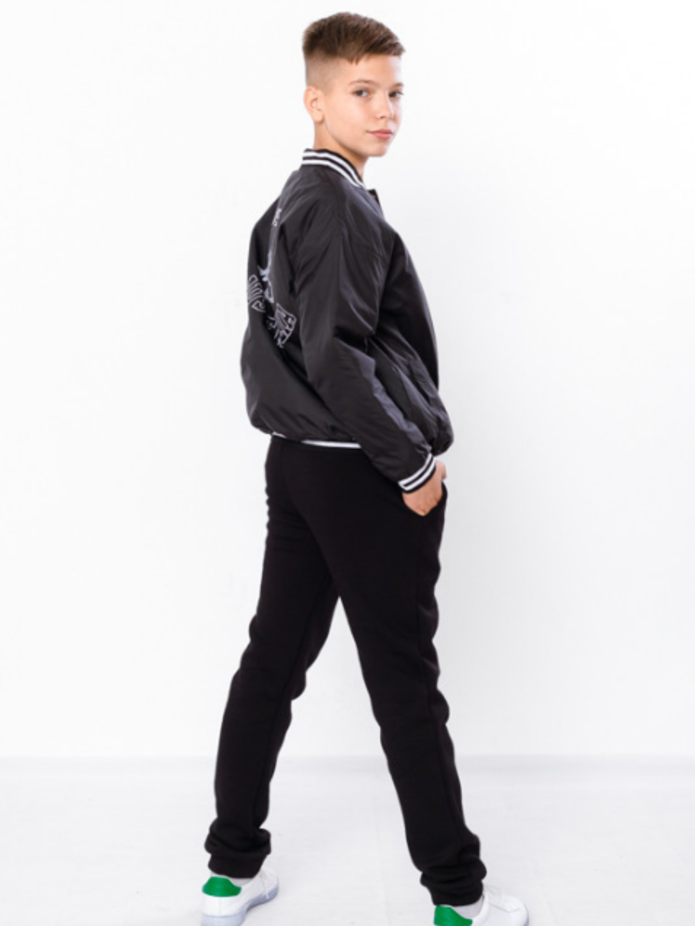 Джогери Носи своє модель 6232-025-33-chornij Фото