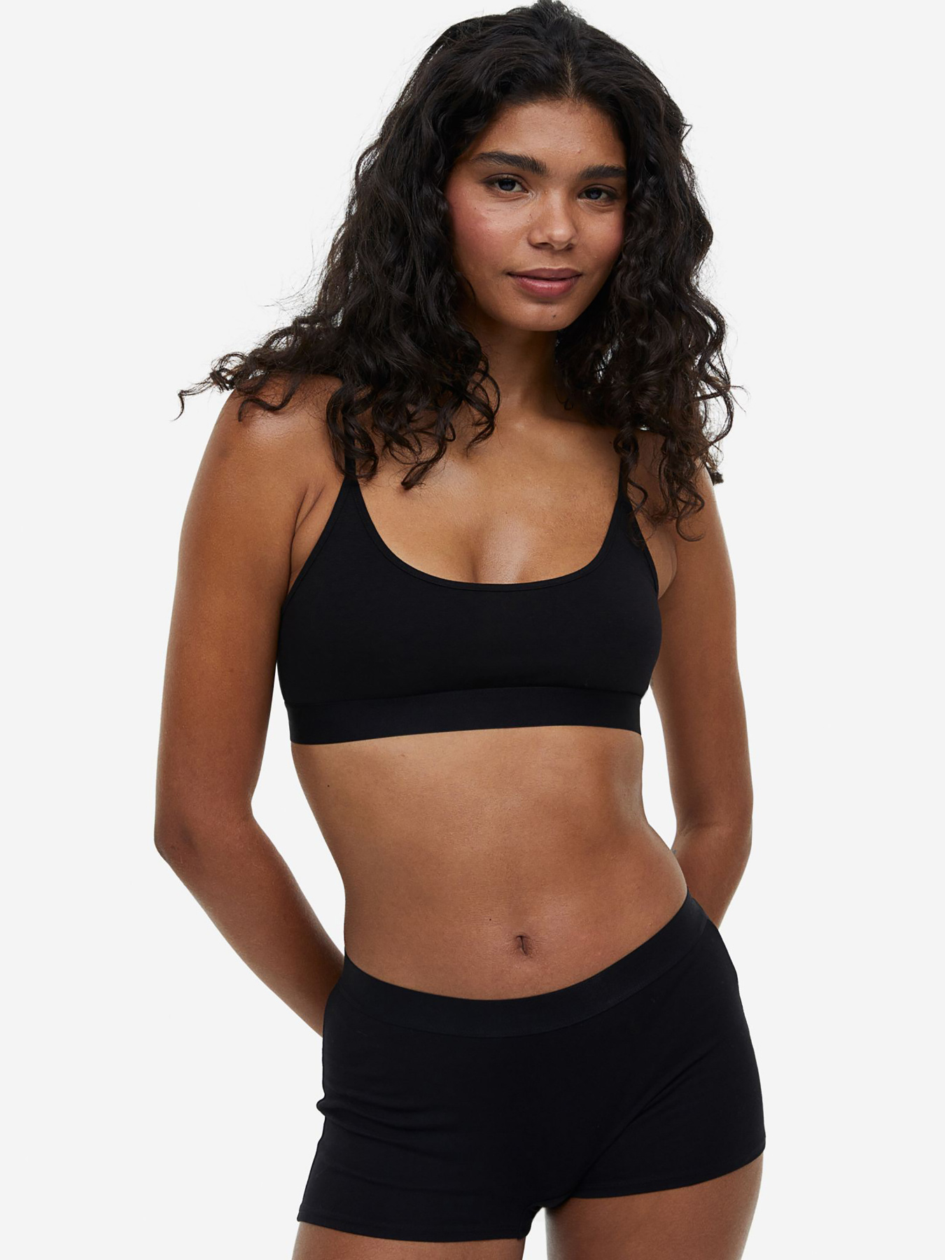 Набор бюстгальтеров H&M модель 69765 Набор бюстгальтеров H&M модель 69765 Фото