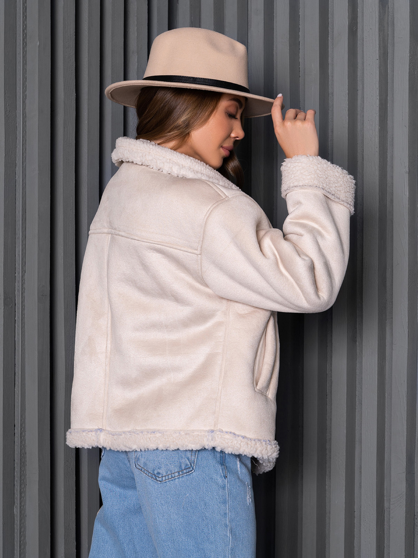 Дубленка ISSA Plus модель 14272_молочный Дубленка ISSA Plus модель 14272_молочный Фото