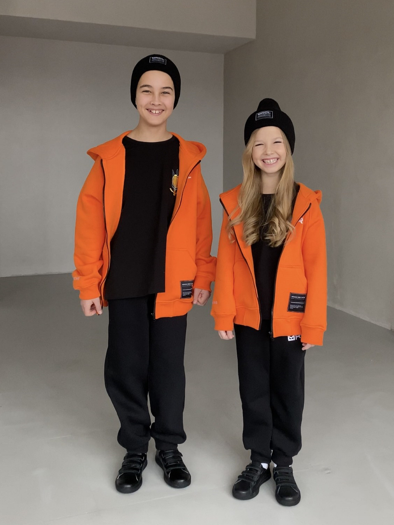 Худі Miracle Kids модель 77-01-003 Худі Miracle Kids модель 77-01-003 Фото