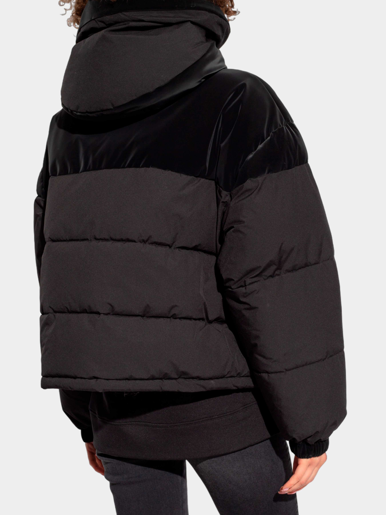 Куртки и дубленки Emporio Armani модель 6R2B77-2NFFZ-0999 Фото
