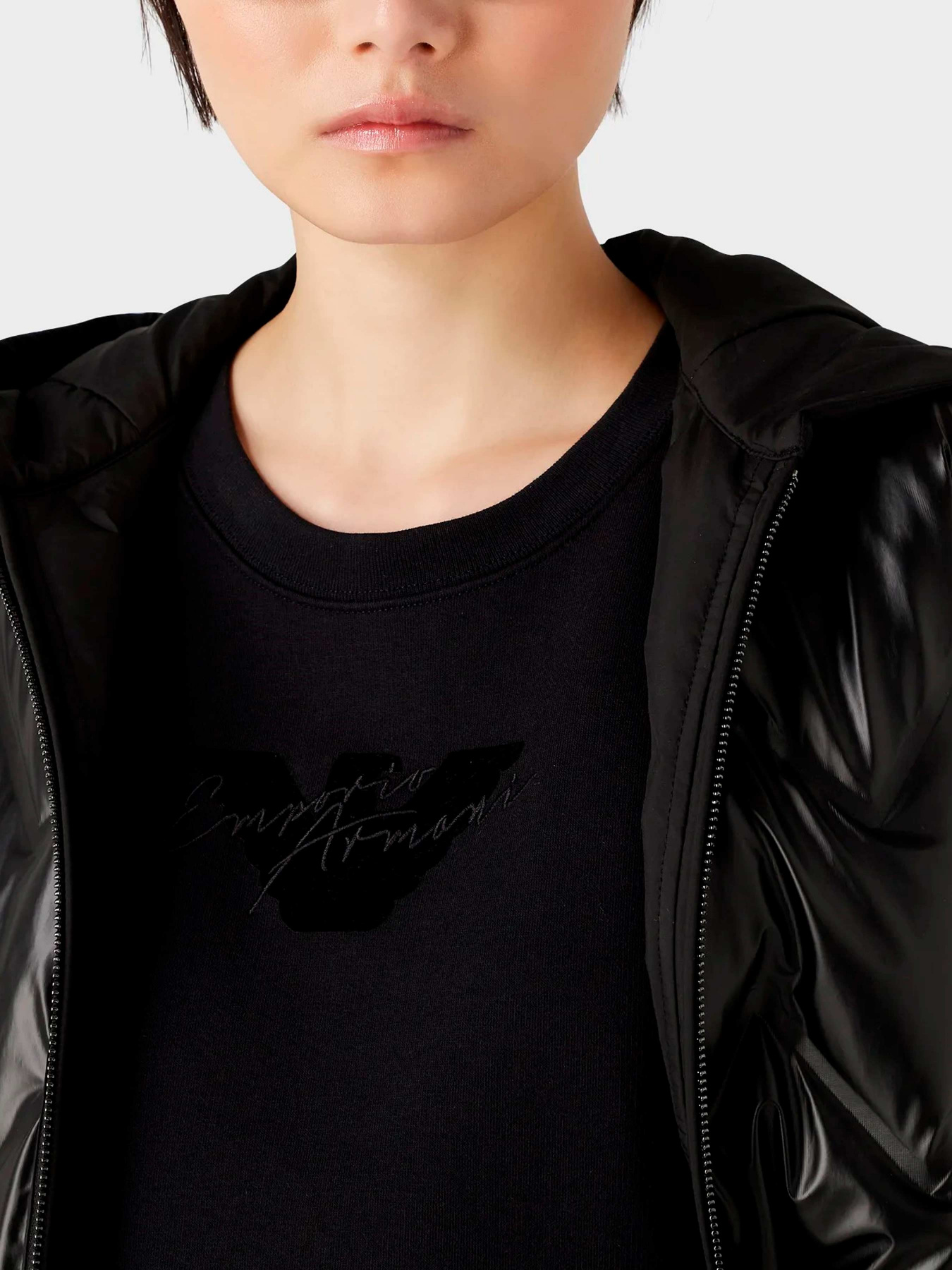 Куртки и дубленки Emporio Armani модель 6R2L68-2NFGZ-0999 Фото