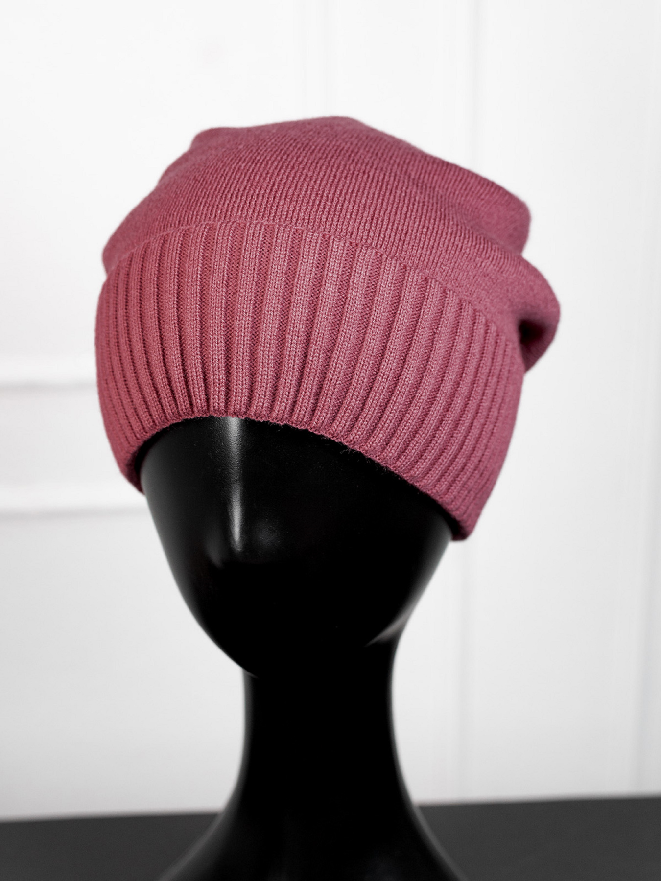 Шапка ISSA Plus модель SH-19_темно-розовый Фото