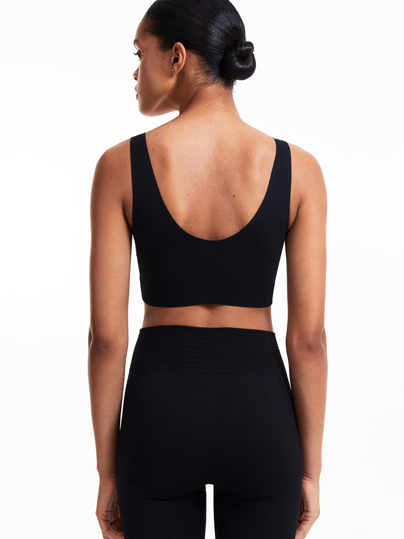 Топ спортивный H&M модель 69819 Фото