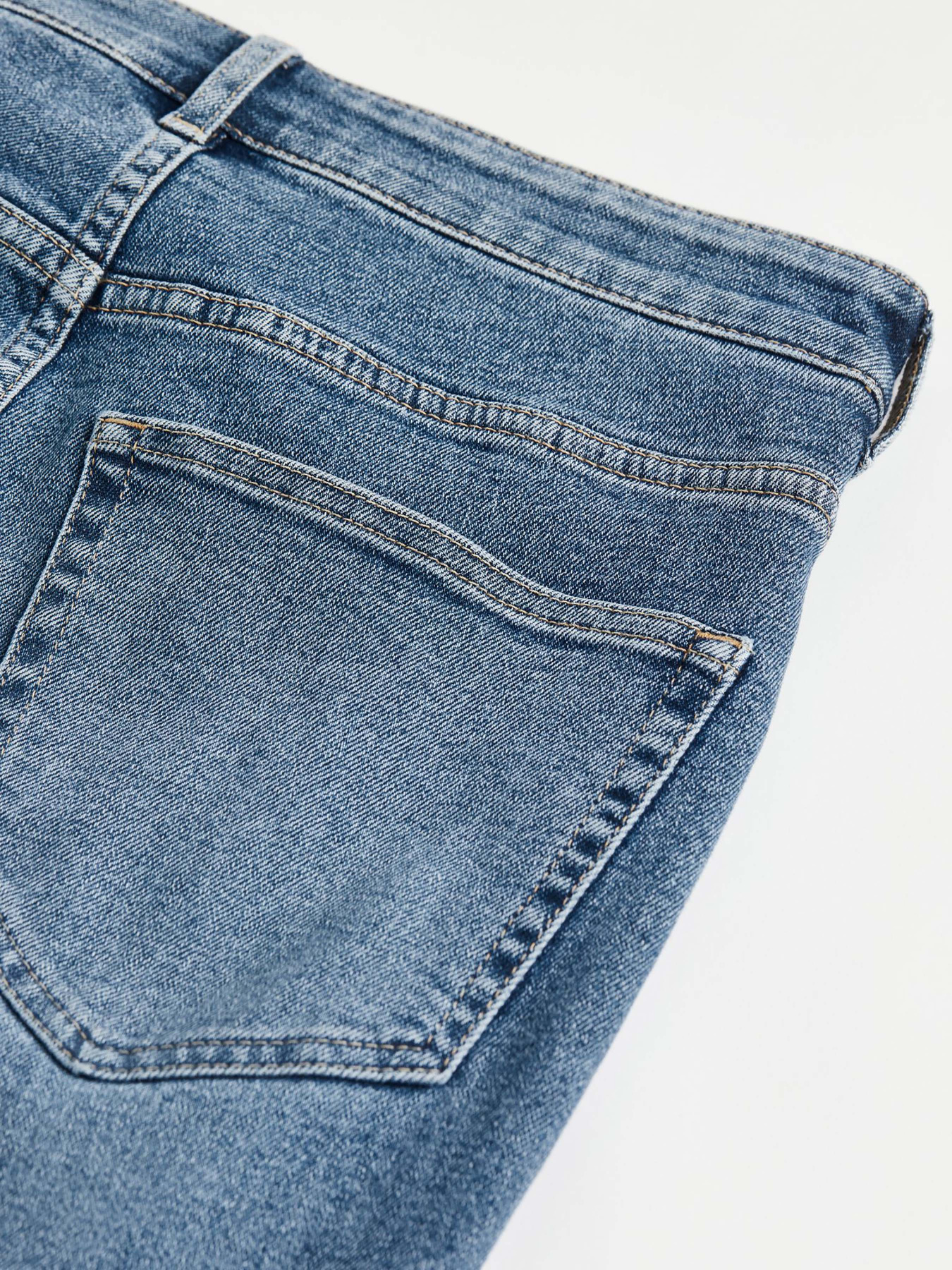 Зауженные джинсы H&M модель 69814 Фото