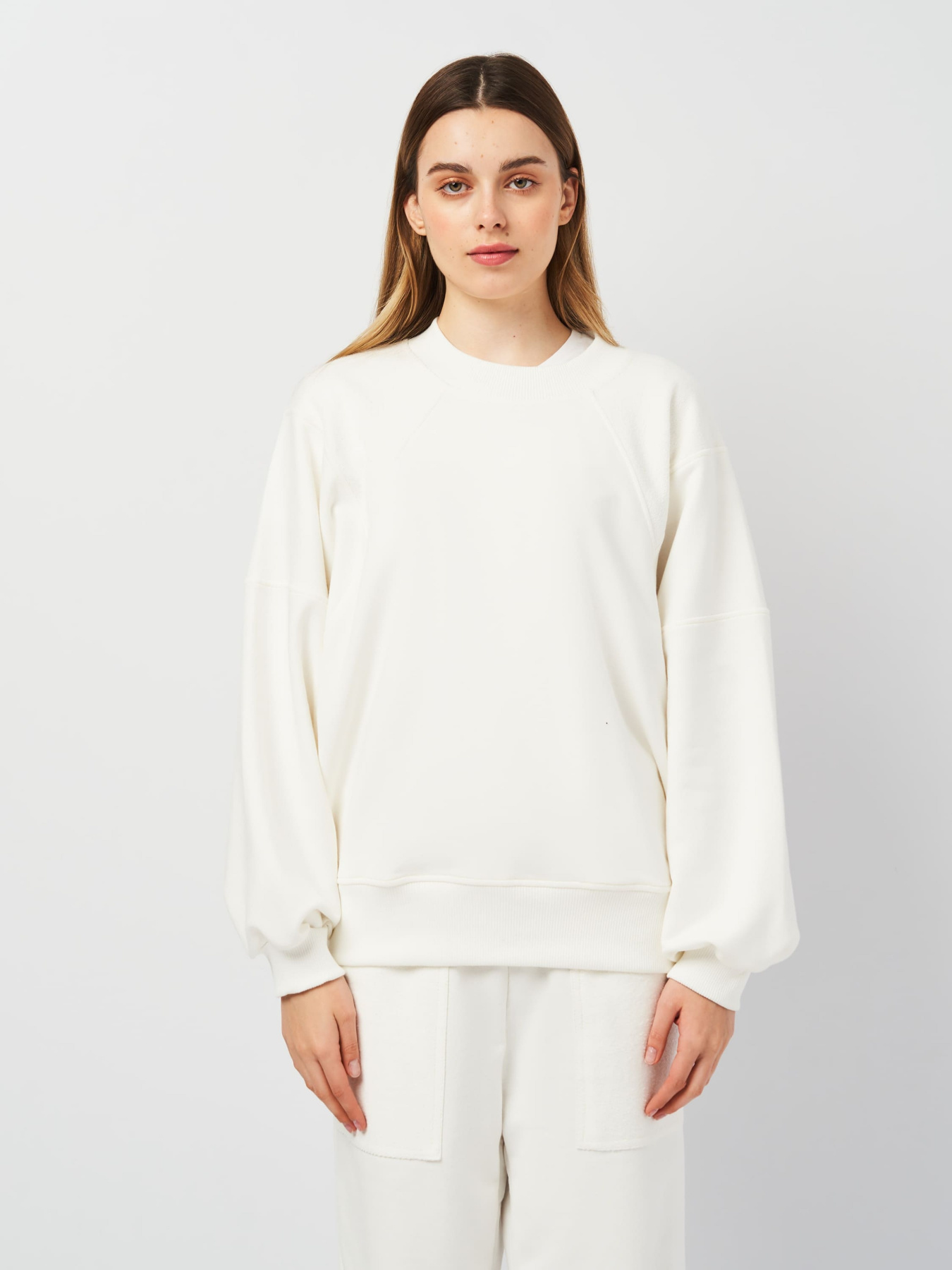 Свитшот Роза модель 230701_milk Свитшот Роза модель 230701_milk Фото