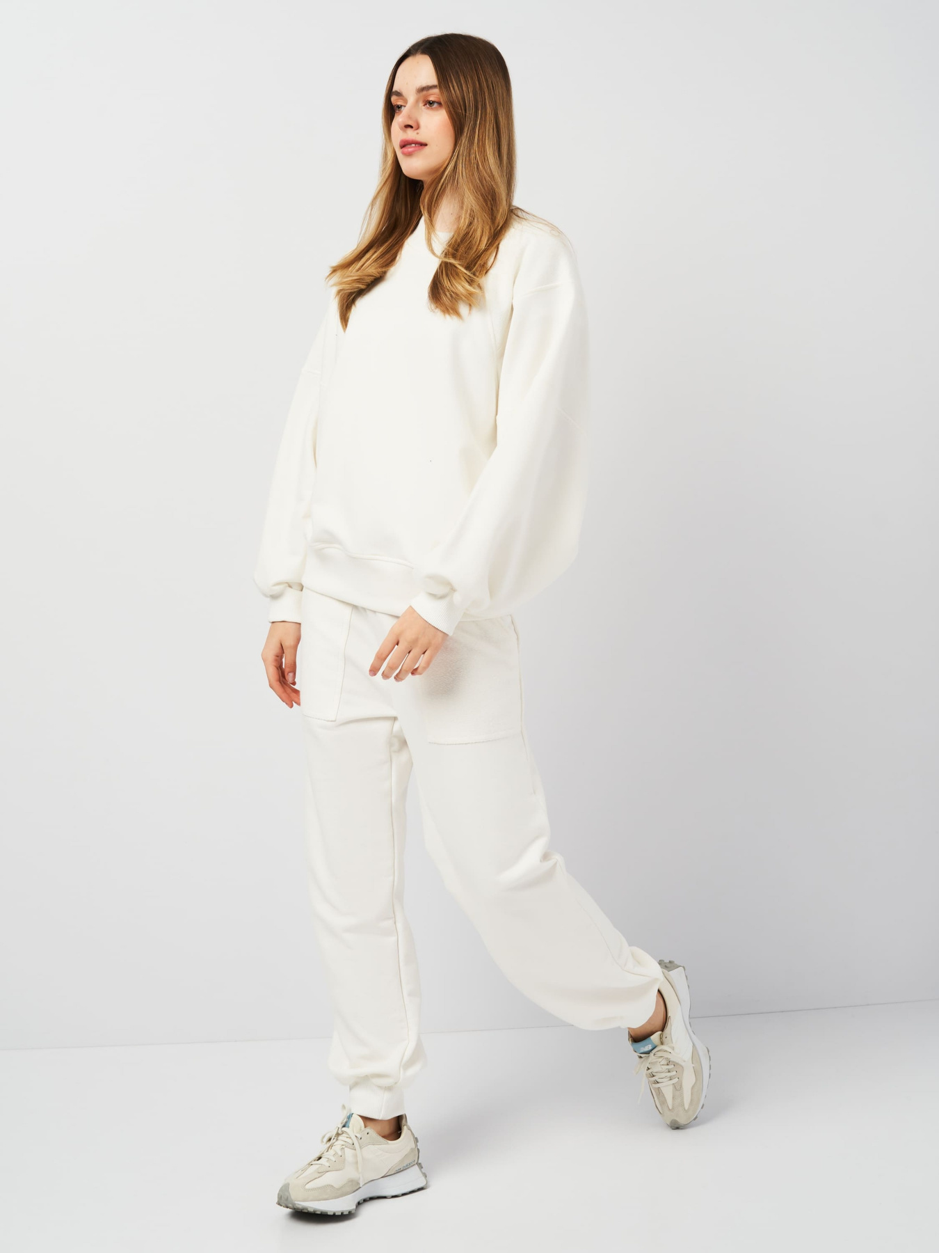 Джоггеры Роза модель 230703_milk Фото