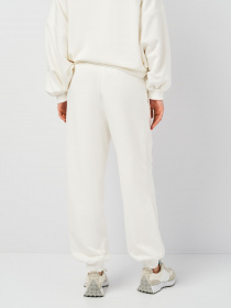 Джоггеры Роза модель 230703_milk Фото