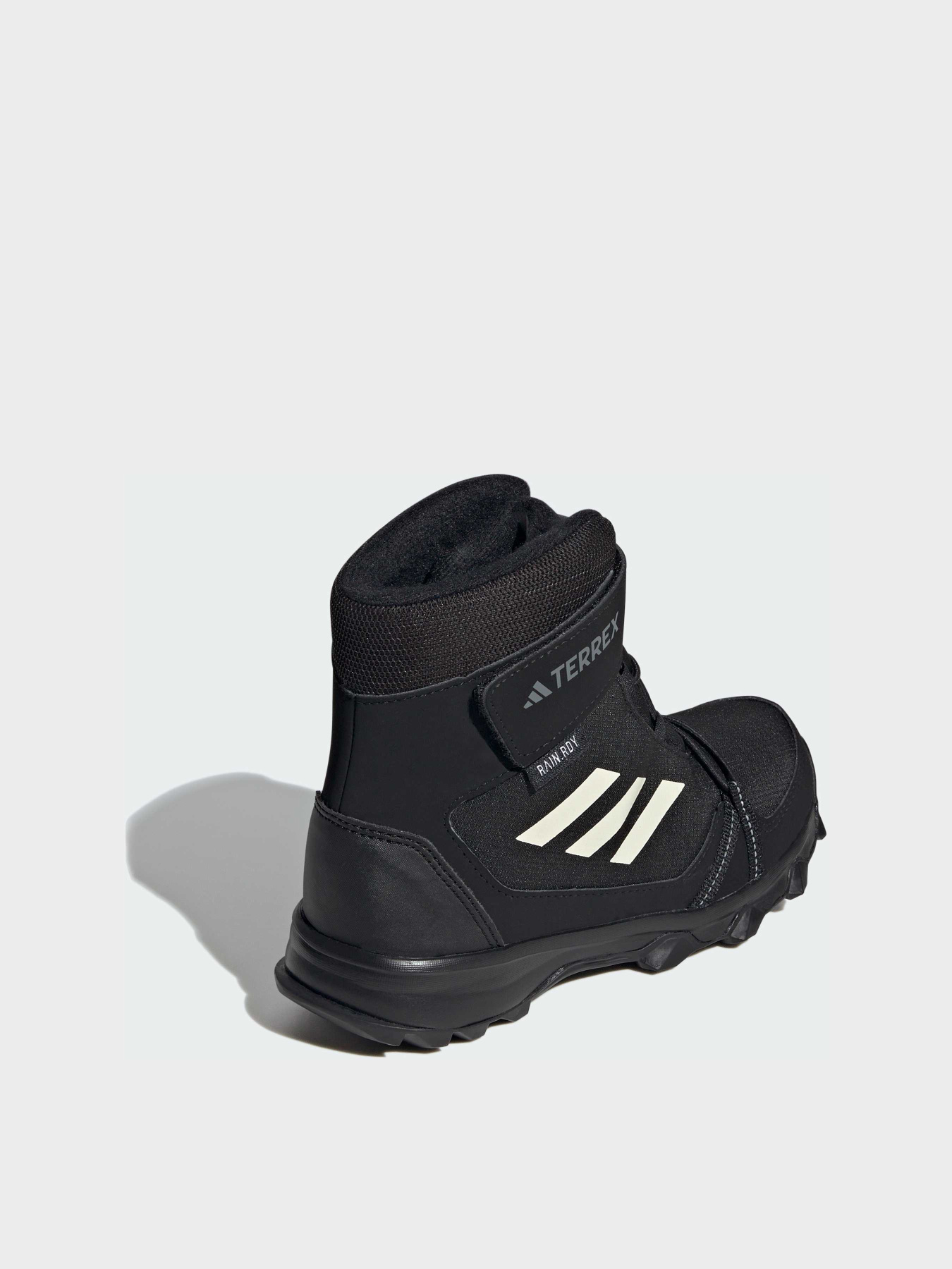 Ботинки для туризма | Outdoor Adidas модель IF7495 Фото