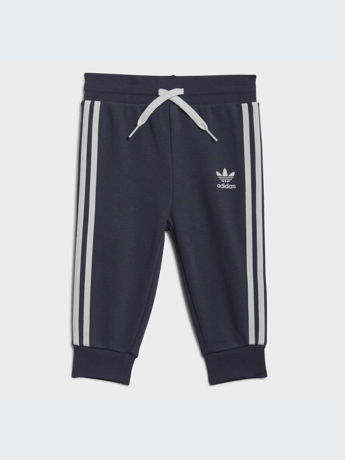 Спортивний костюм Adidas модель HE6927 Спортивний костюм Adidas модель HE6927 Фото