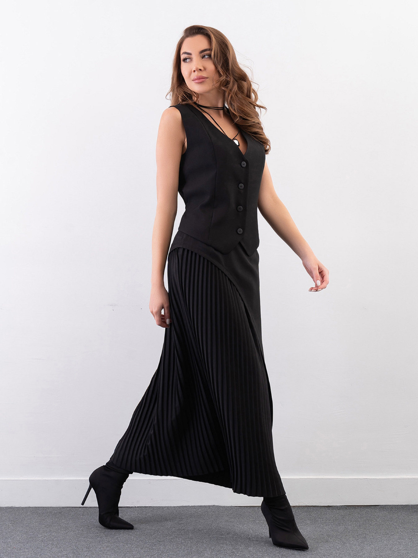 Деловой костюм ISSA Plus модель 14282_черный Деловой костюм ISSA Plus модель 14282_черный Фото