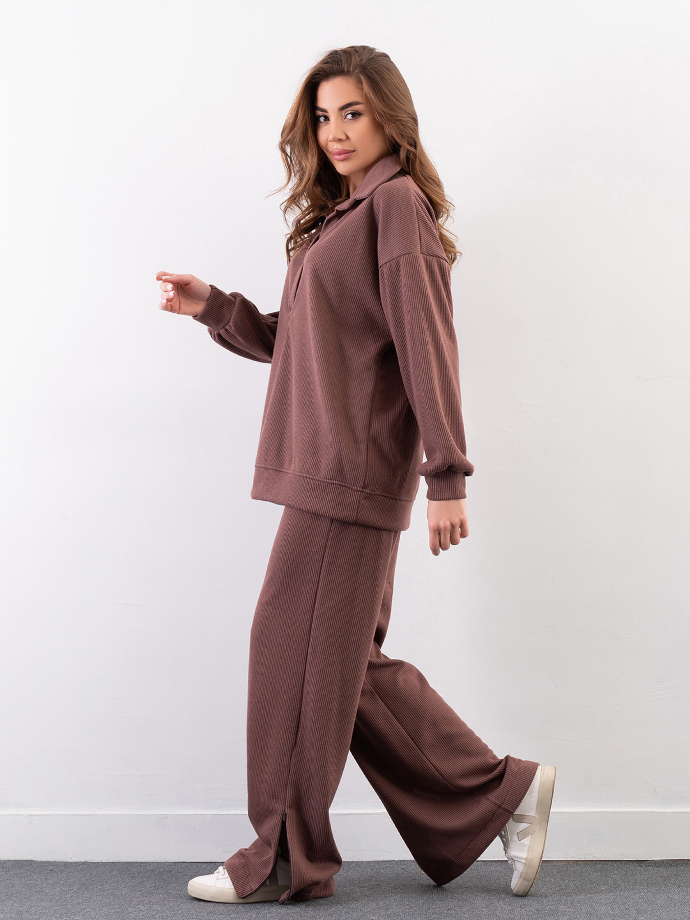 Костюм ISSA Plus модель 14321_коричневый Фото
