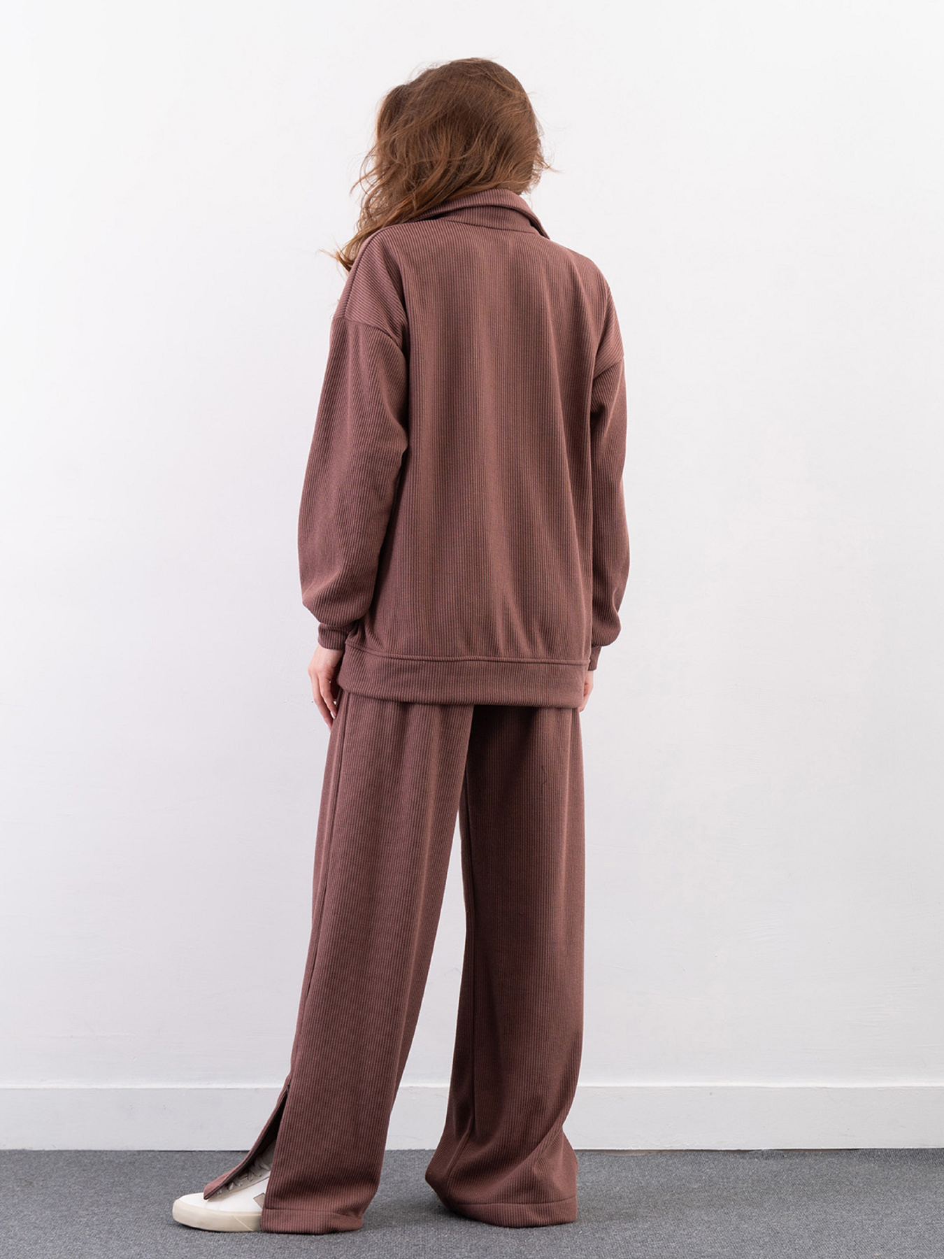 Повседневный костюм ISSA Plus модель 14321_коричневый Фото