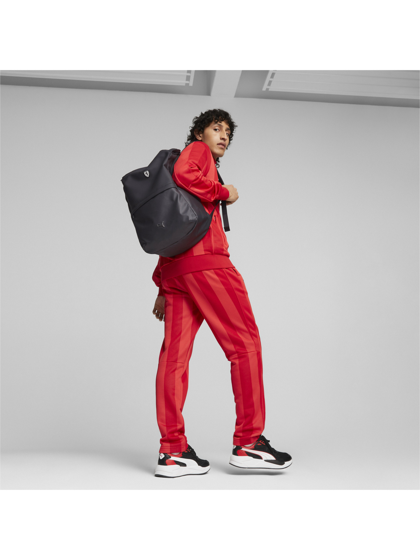 Повседневный рюкзак PUMA Ferrari Sptwr Style Backpack модель 079826 Фото