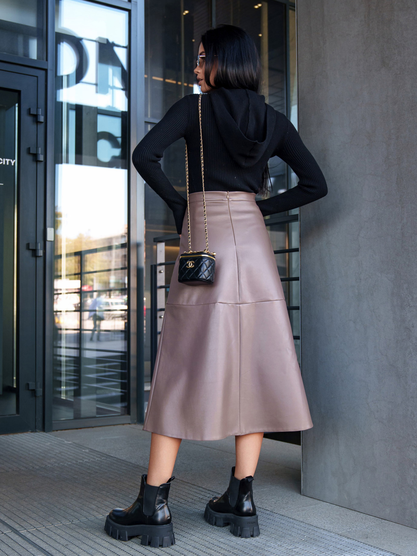 Юбка миди Jadone Fashion модель Spidnica_Arna_mokko Фото