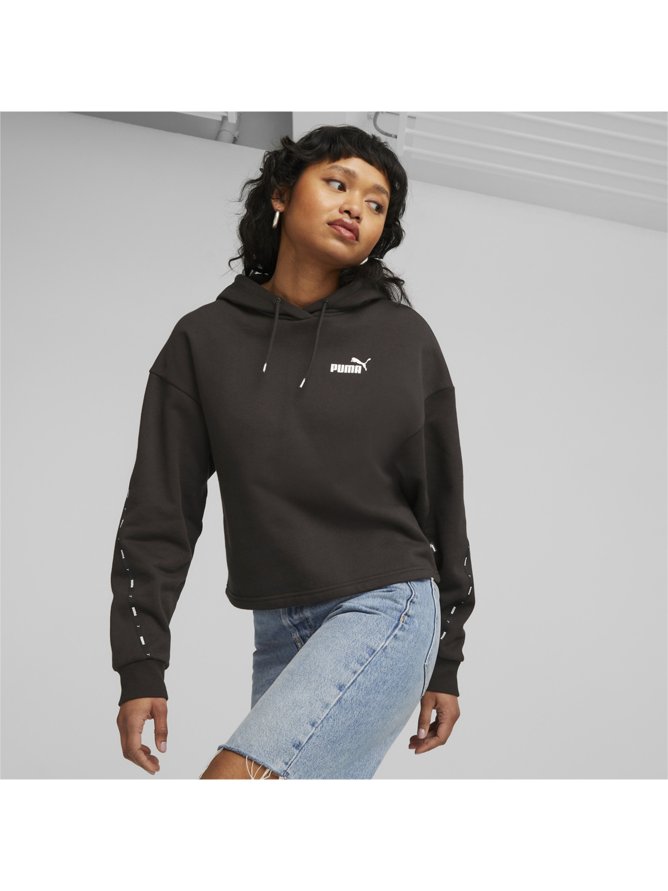 Худи PUMA Ess Tape Hoodie модель 675996 Фото