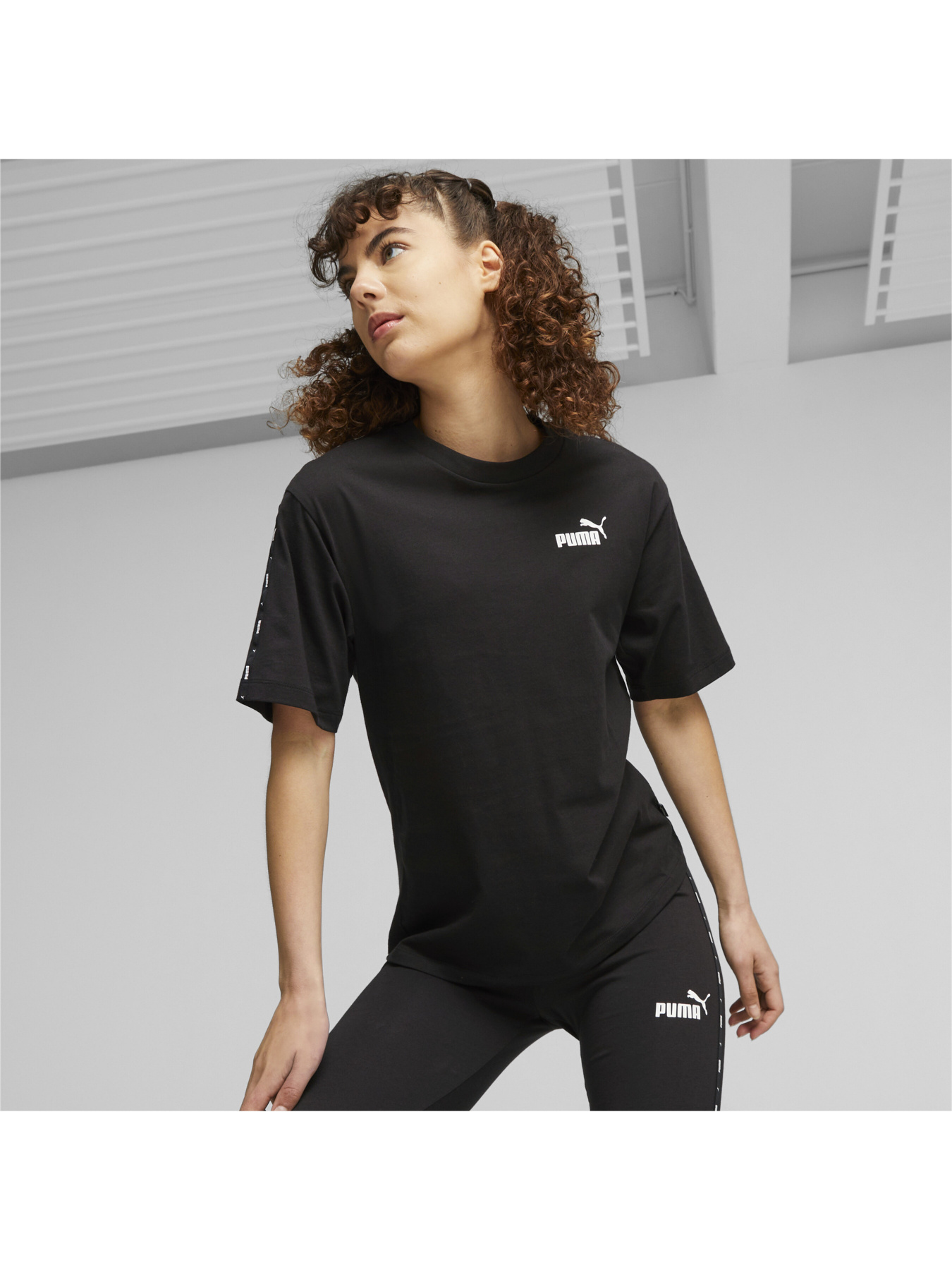 Спортивна футболка PUMA Ess Tape Tee модель 675994 Спортивна футболка PUMA Ess Tape Tee модель 675994 Фото