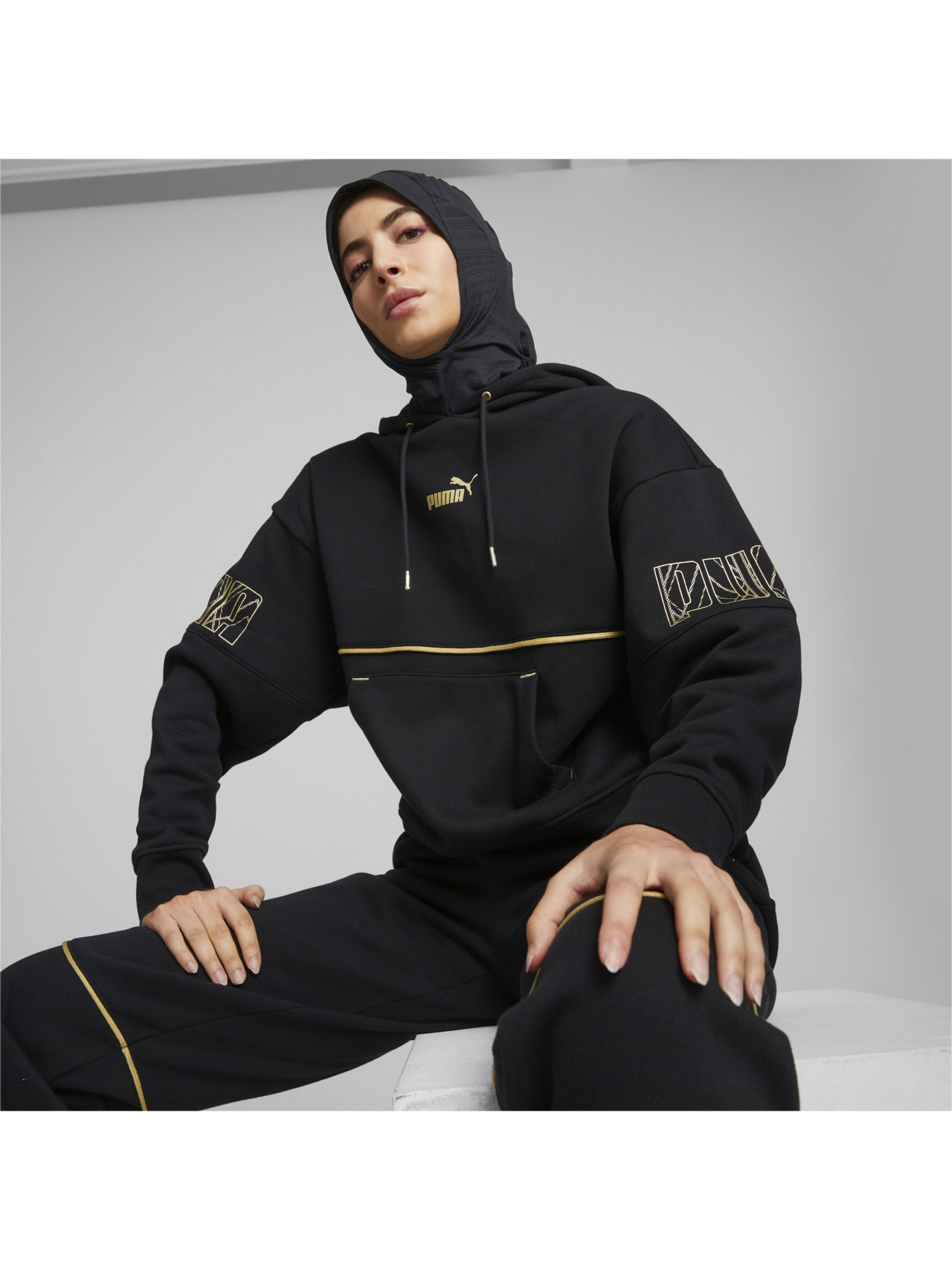 Худи PUMA Power Deco Glam Hoodie модель 671756 Фото