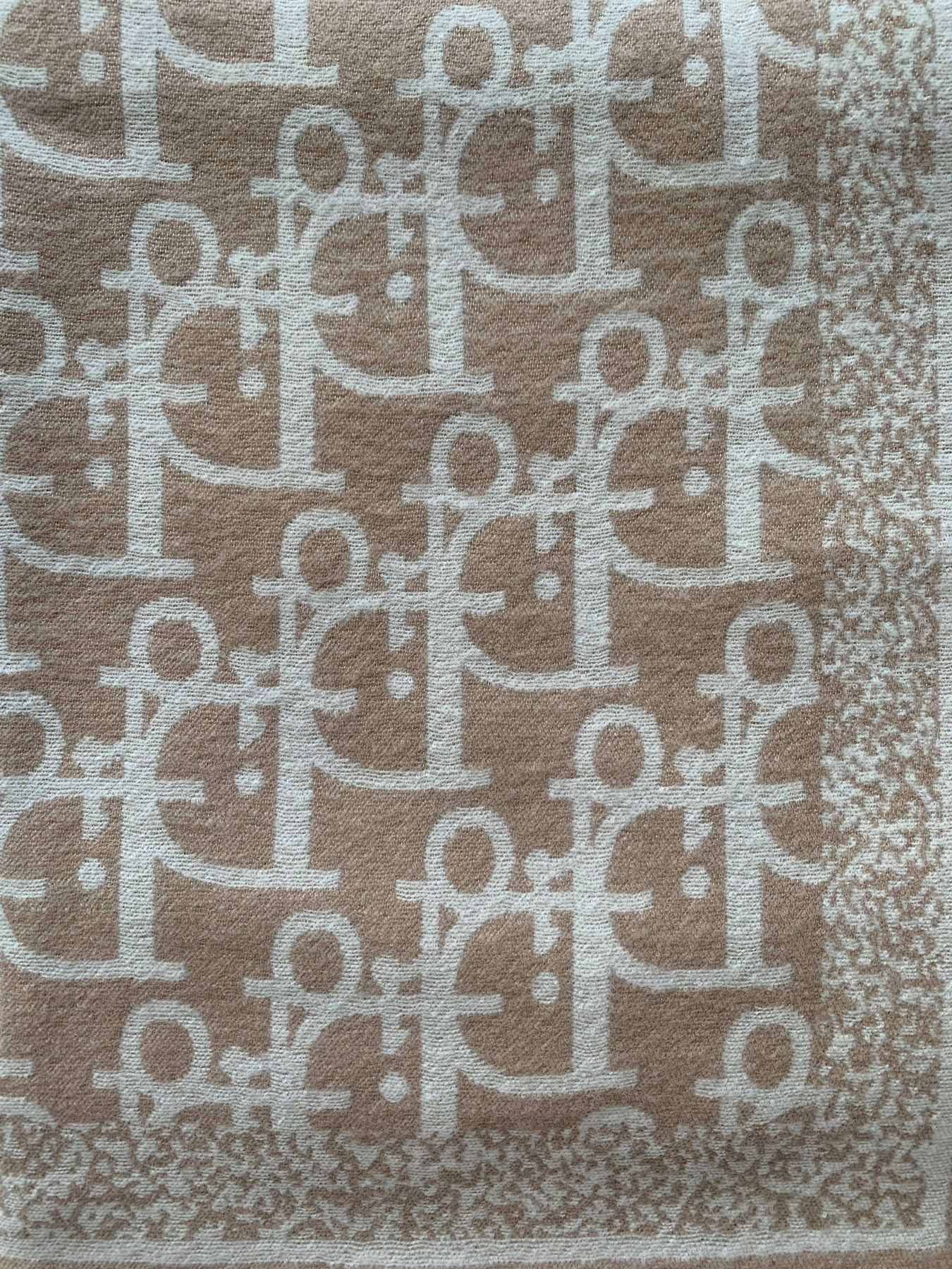 Шарф Regina Notte модель 4000000214795 Фото