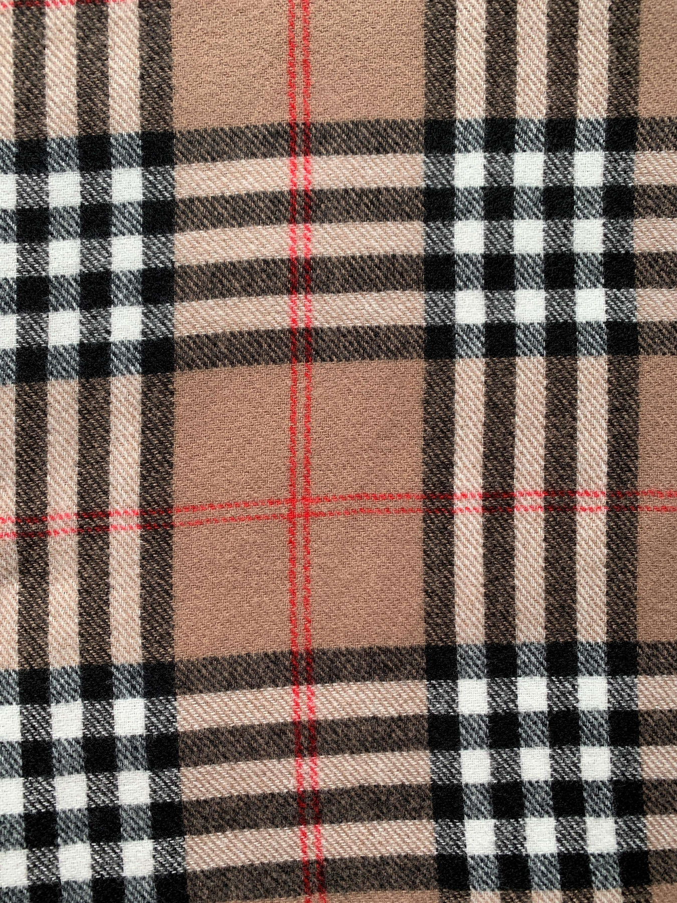 Шарф Regina Notte модель 4000000214566 Шарф Regina Notte модель 4000000214566 Фото