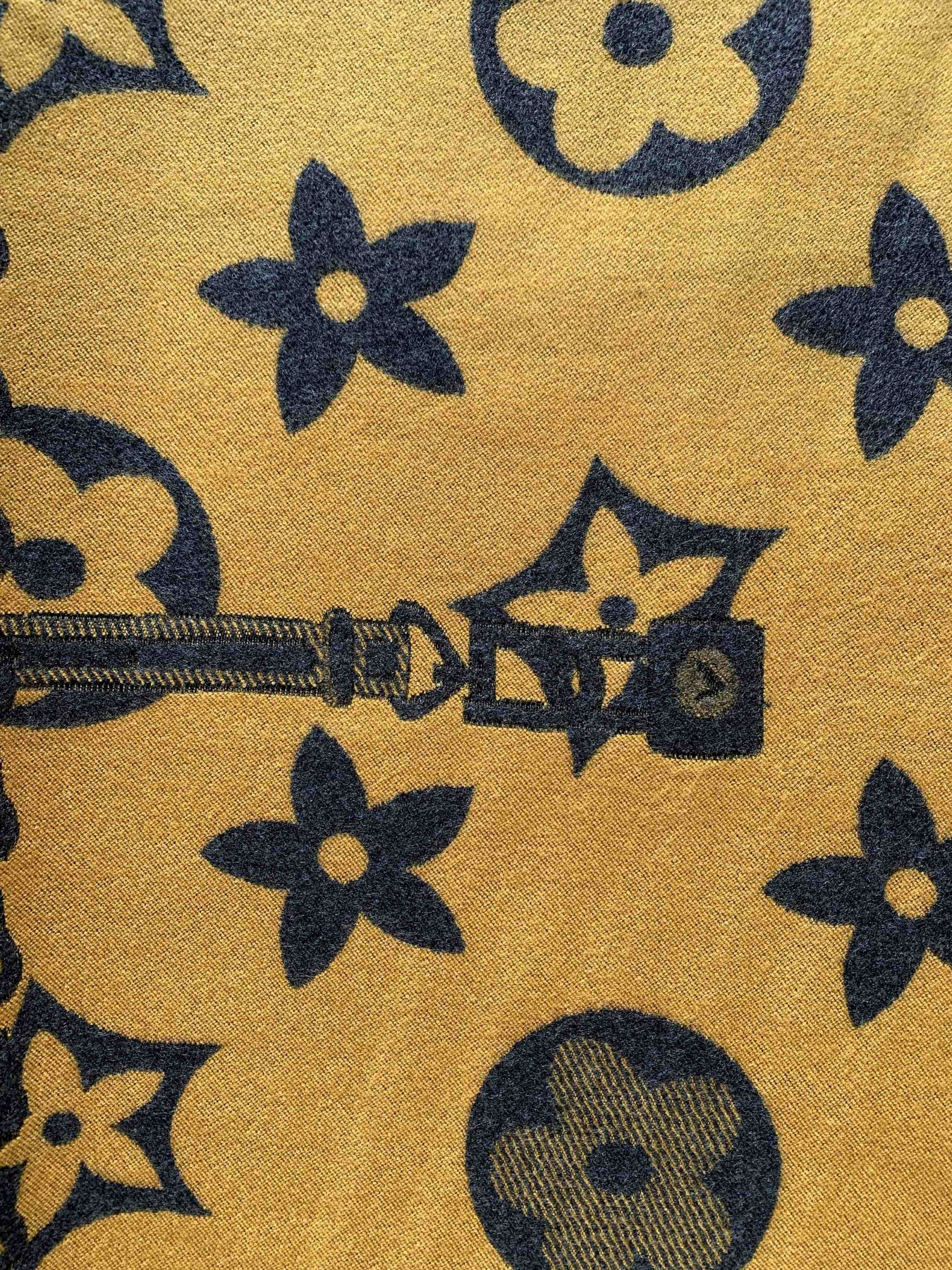 Шарф Regina Notte модель 4000000214726 Фото