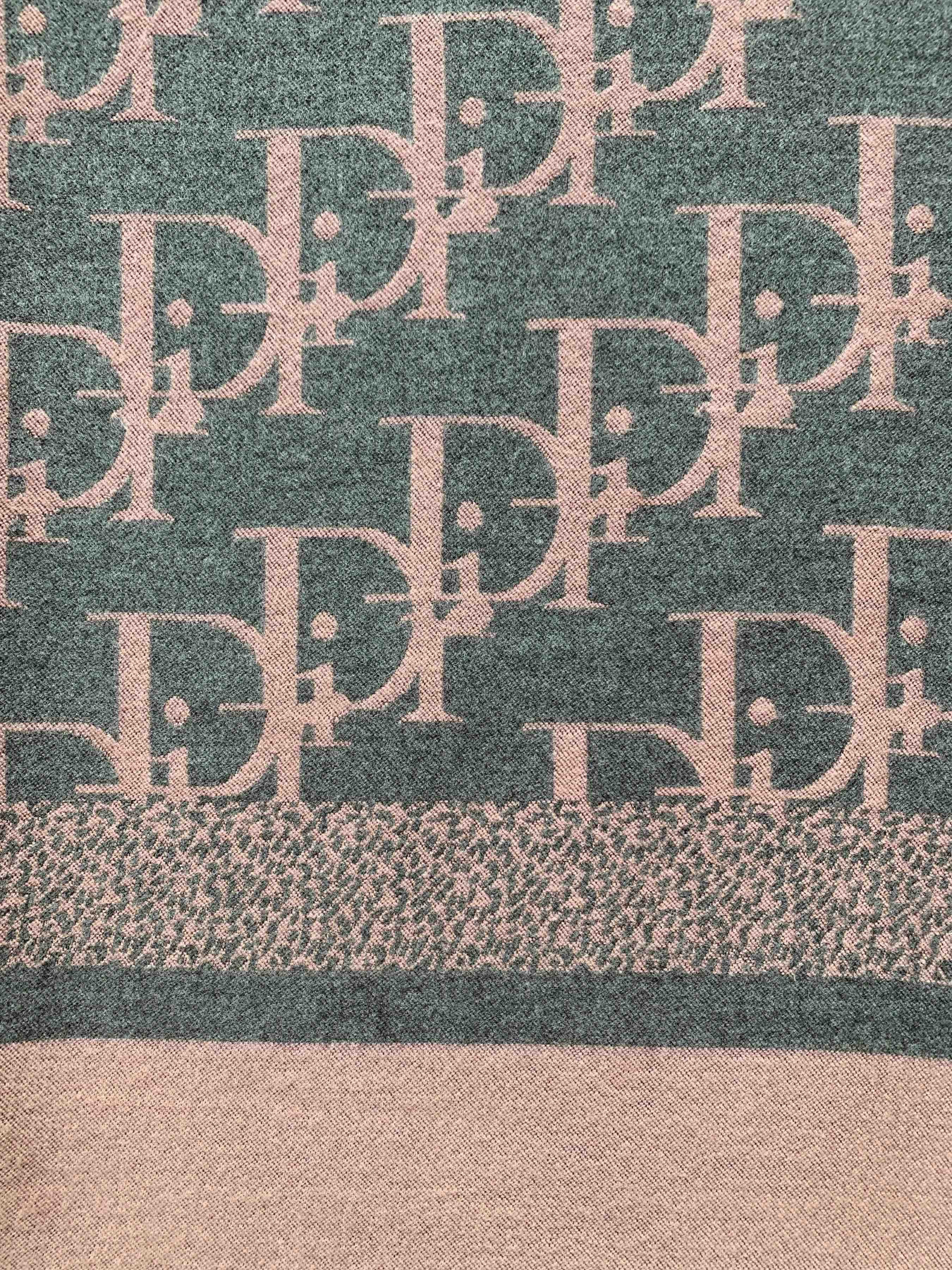 Шарф Regina Notte модель 4000000214337 Фото