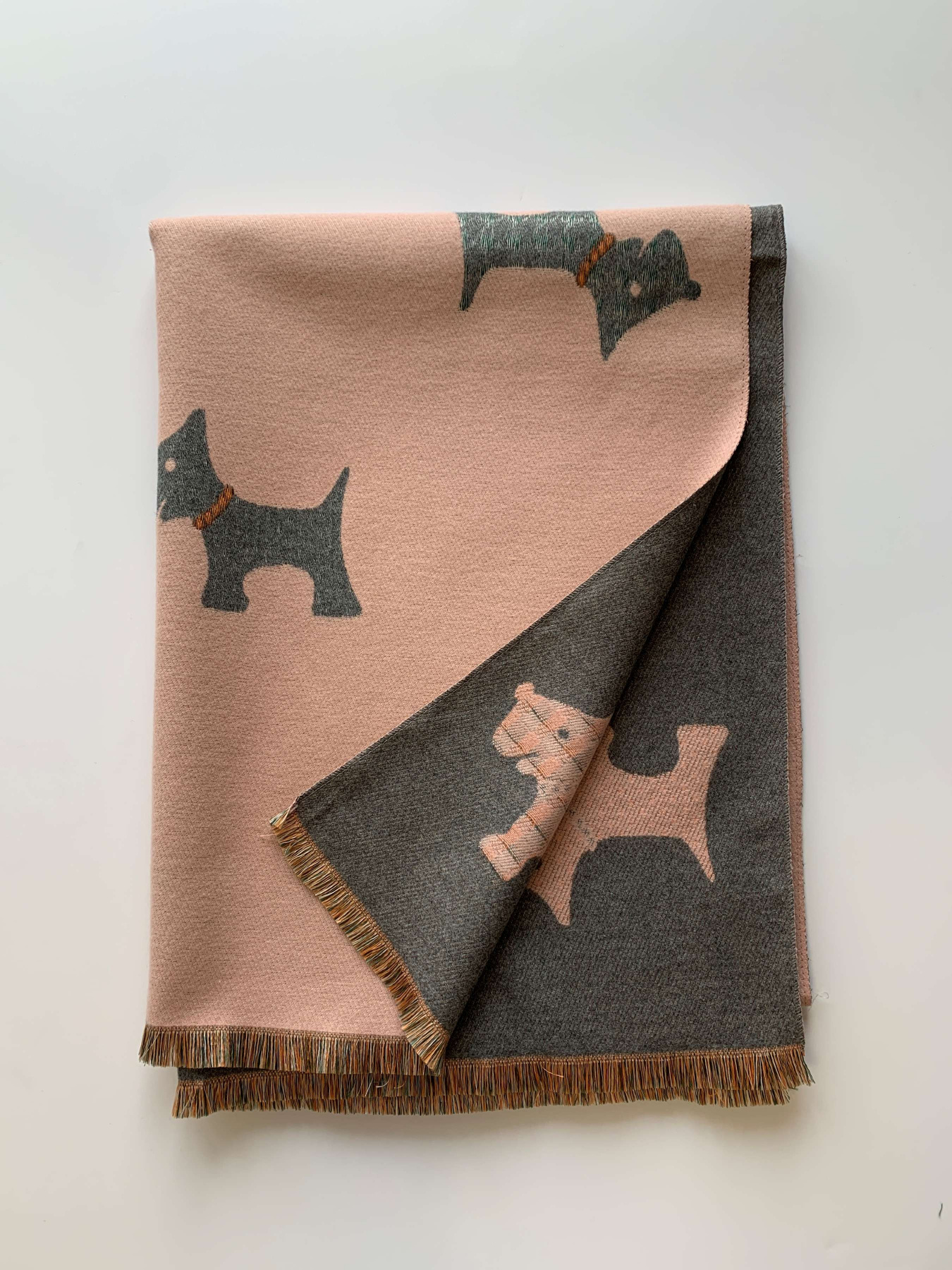 Шарф Regina Notte модель 4000000105406 Фото