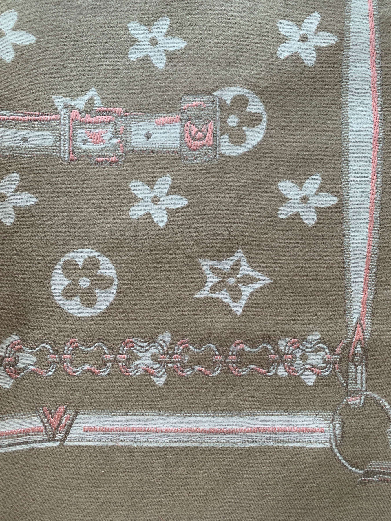 Шарф Regina Notte модель 4000000215464 Фото