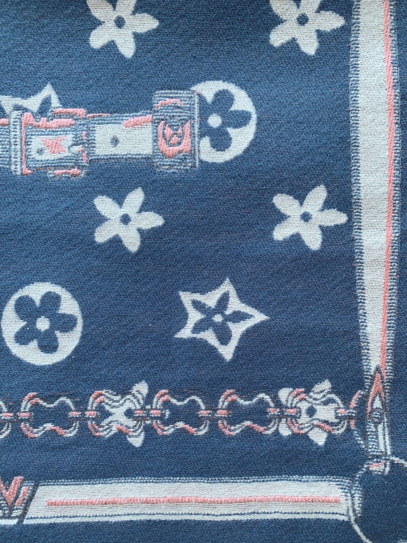 Шарф Regina Notte модель 4000000134789 Фото