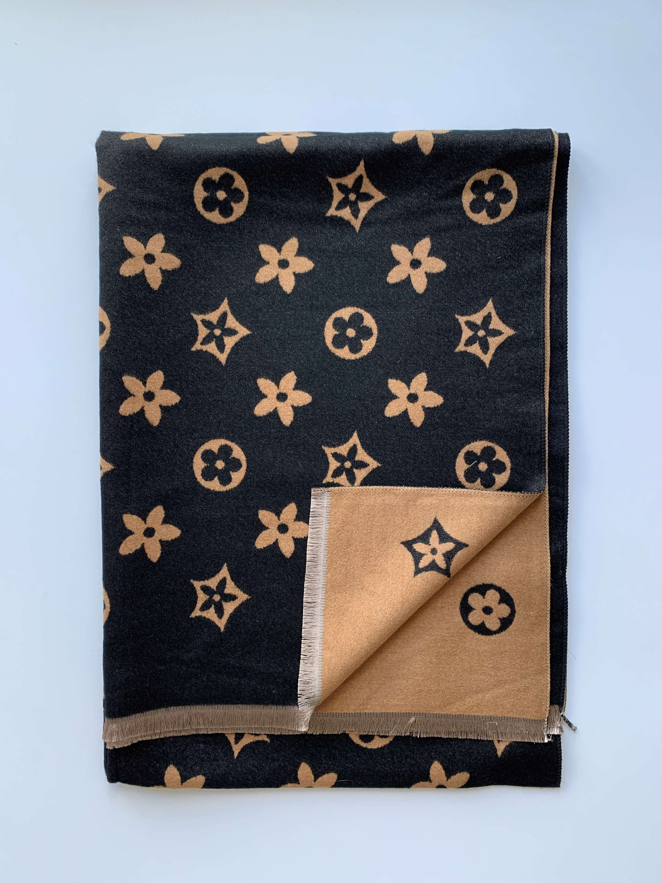 Шарф Regina Notte модель 4000000183428 Фото