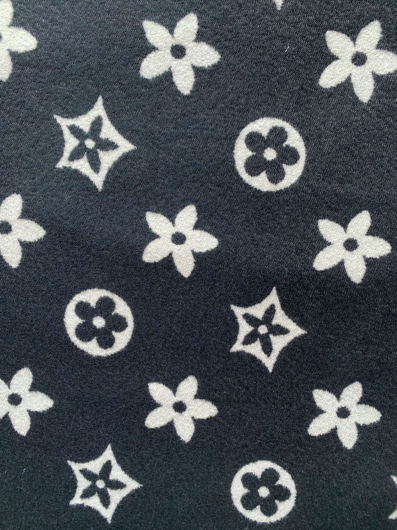 Шарф Regina Notte модель 4000000214917 Фото