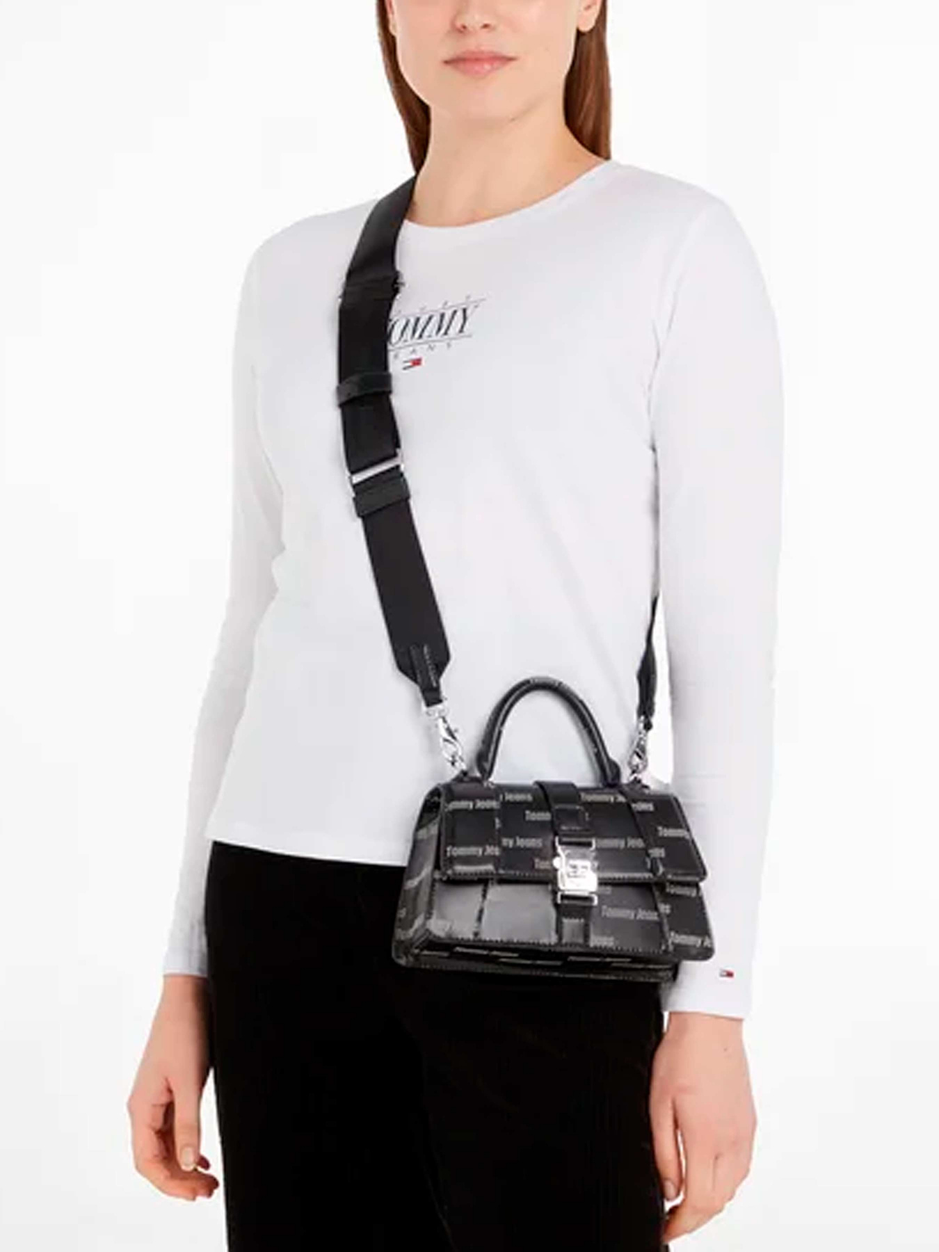Сумки Tommy Hilfiger модель AW0AW15650-0GJ Фото
