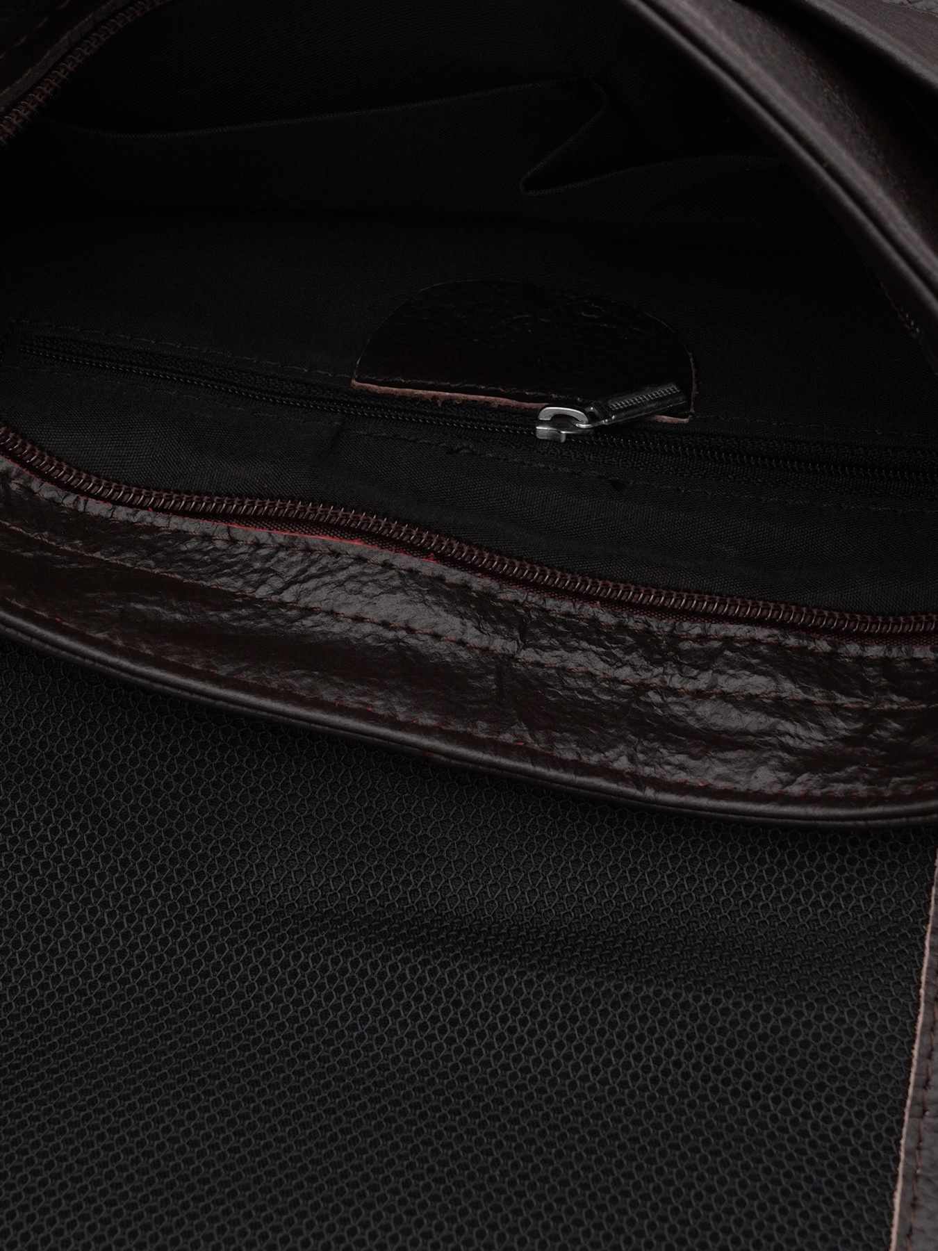 Мессенджер Keizer модель k198089br-brown Фото