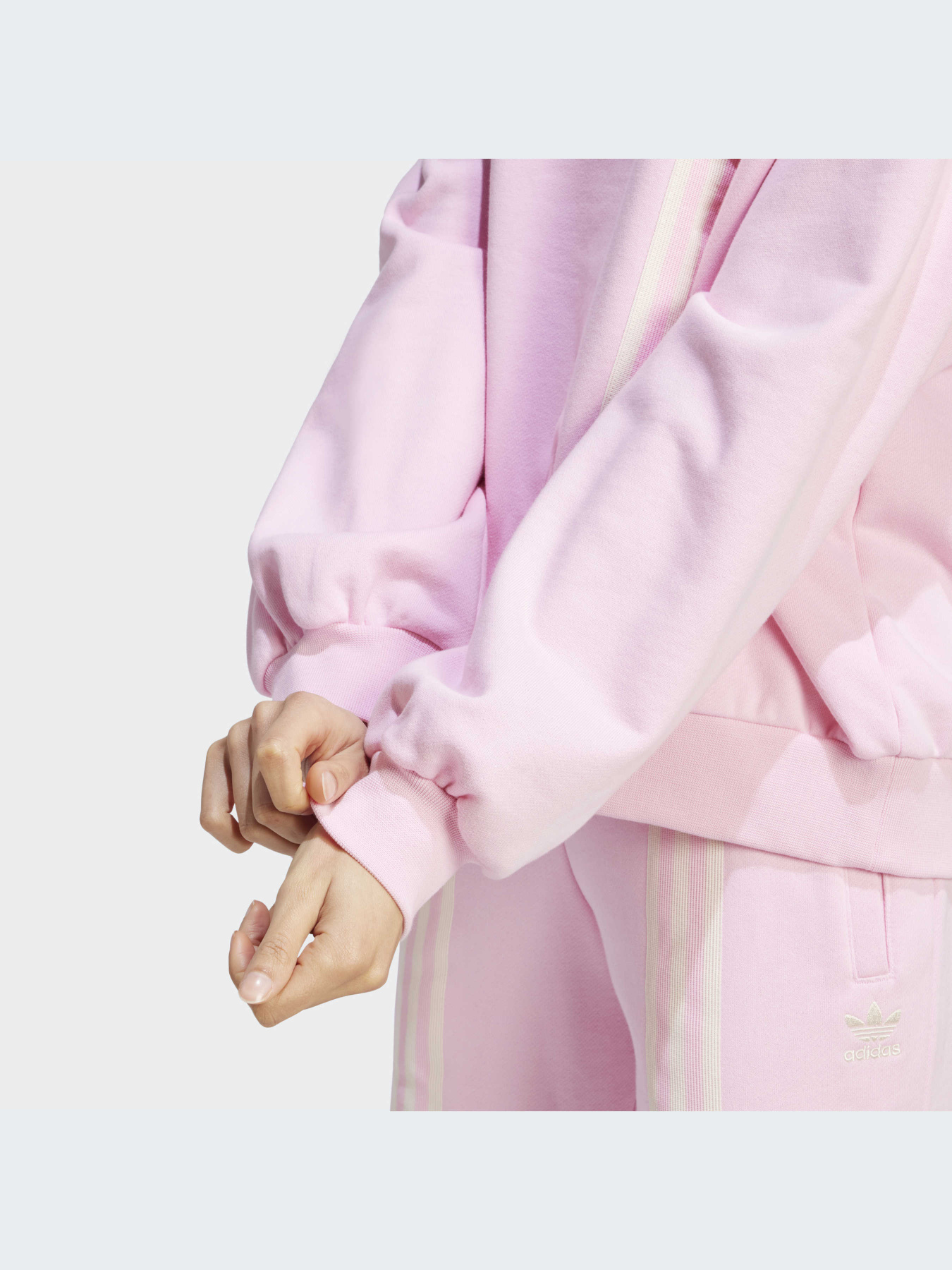 Свитшот Adidas Adicolor модель IK7868 Фото