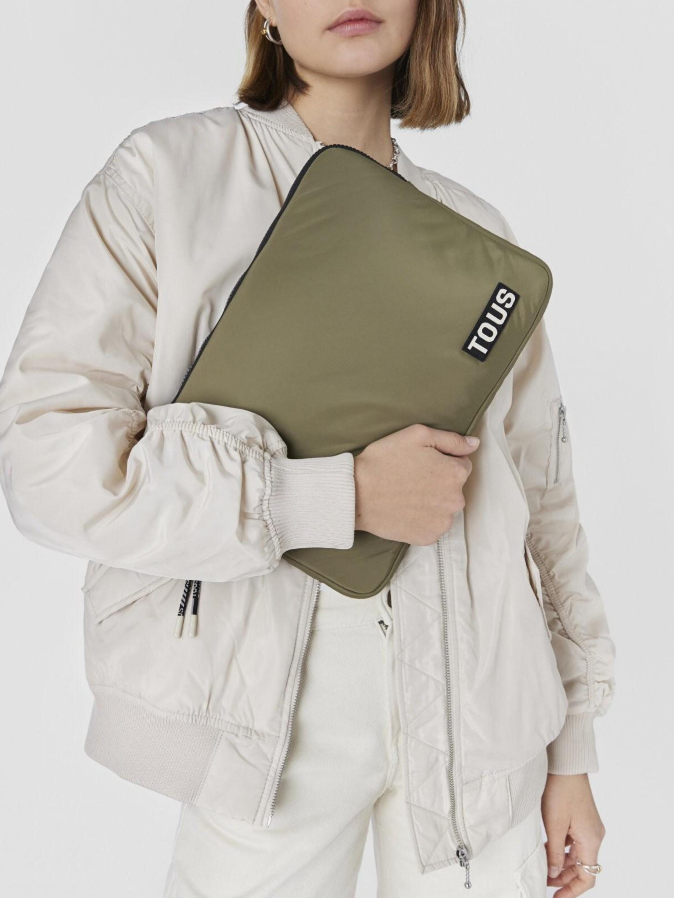 Сумка для ноутбука TOUS модель 395901271 Сумка для ноутбука TOUS модель 395901271 Фото