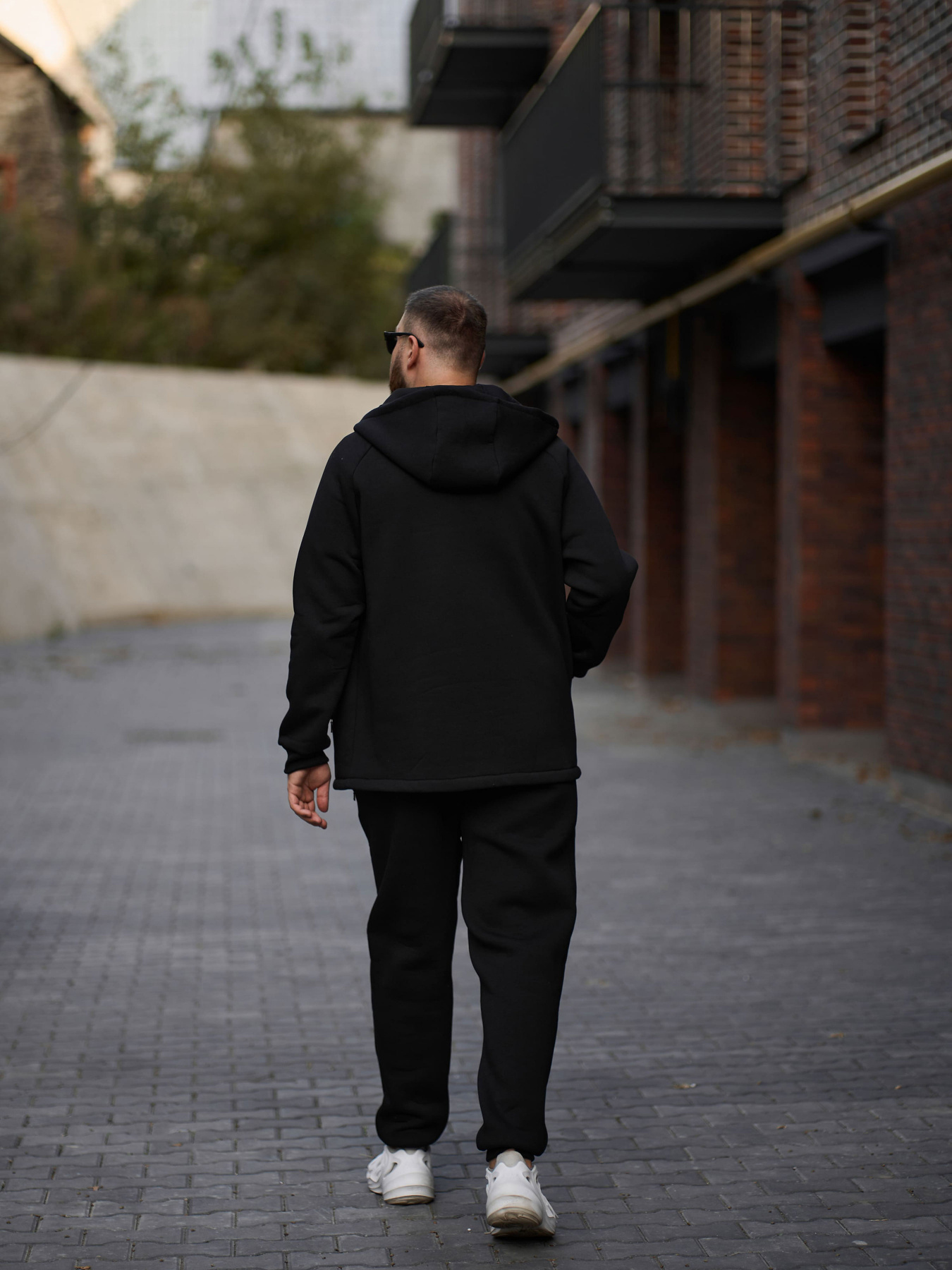 Спортивный костюм HANDY WEAR 4ZIP модель 4224 Фото