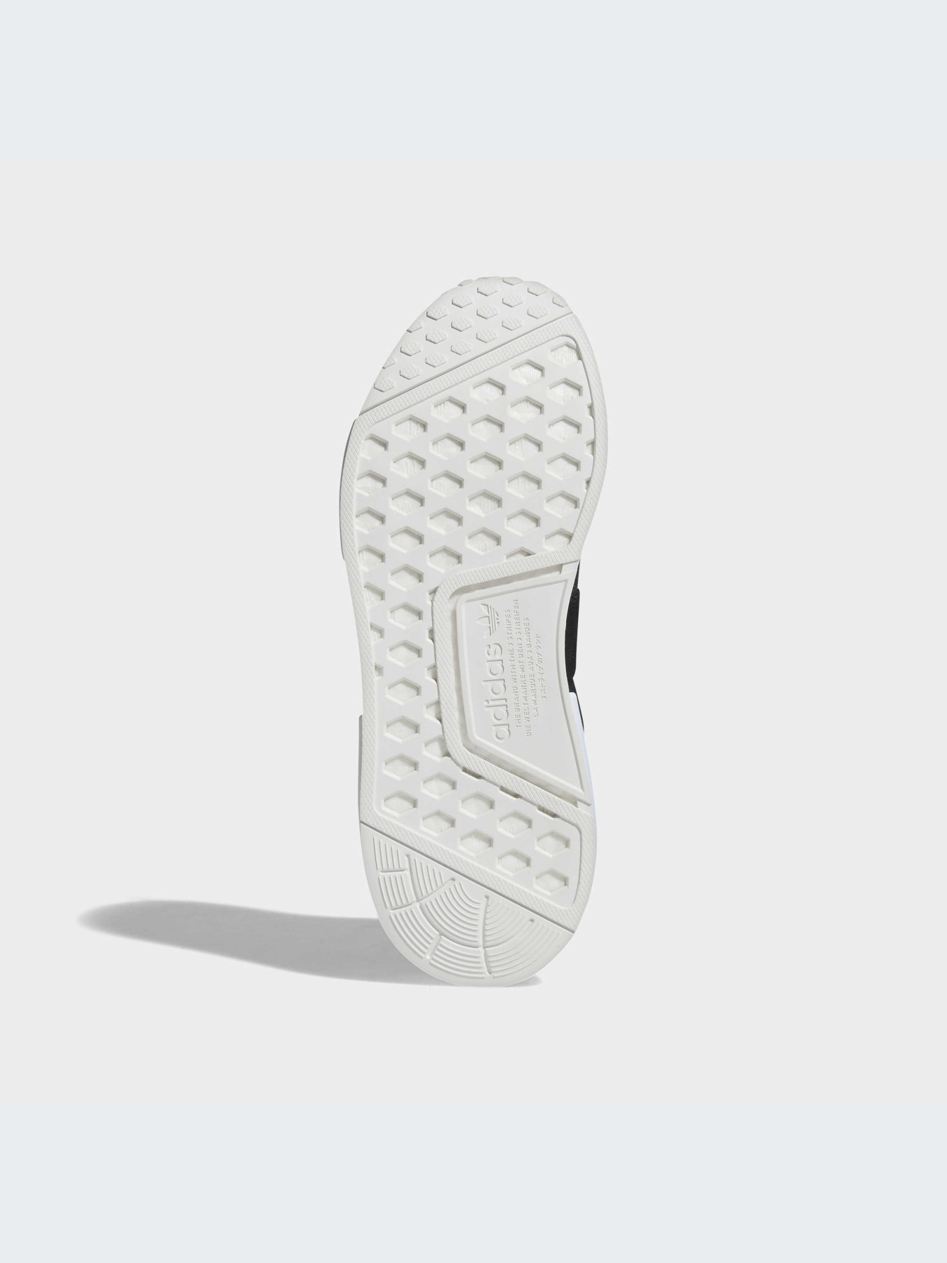Кроссовки Adidas NMD модель GW5698-KZ Кроссовки Adidas NMD модель GW5698-KZ Фото