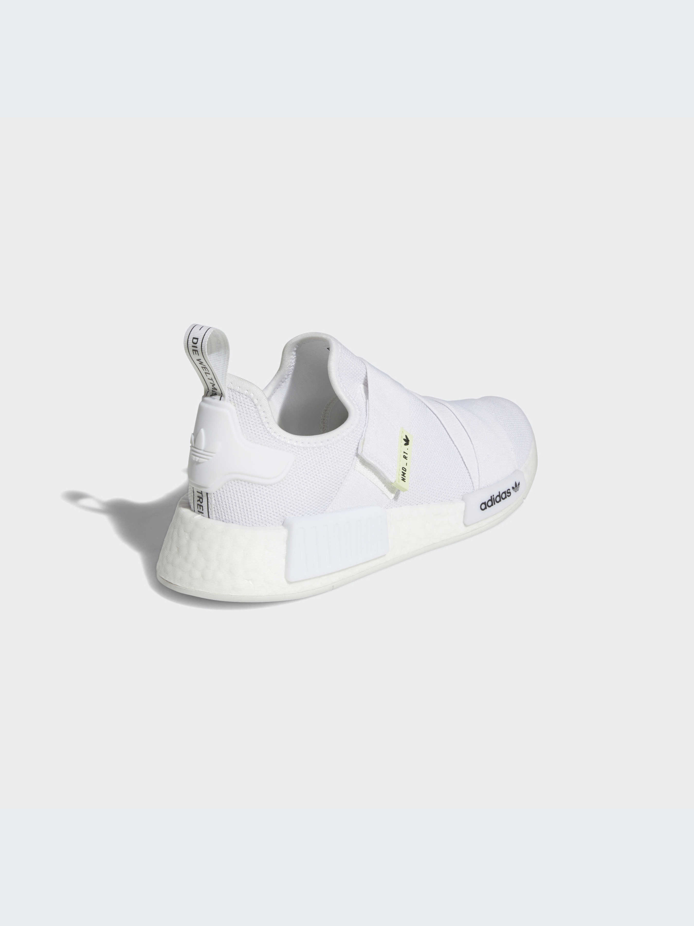 Кроссовки Adidas NMD модель GW5699-KZ Кроссовки Adidas NMD модель GW5699-KZ Фото