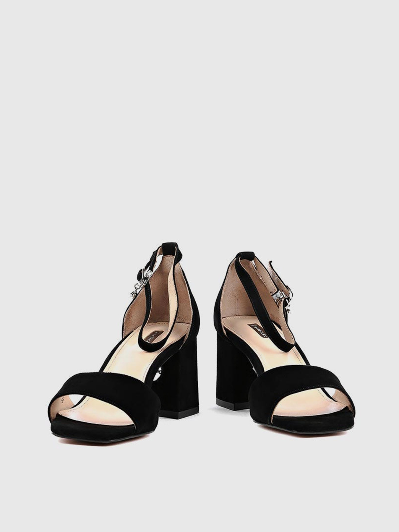 Босоніжки LeBERDES модель 00000011809 Фото