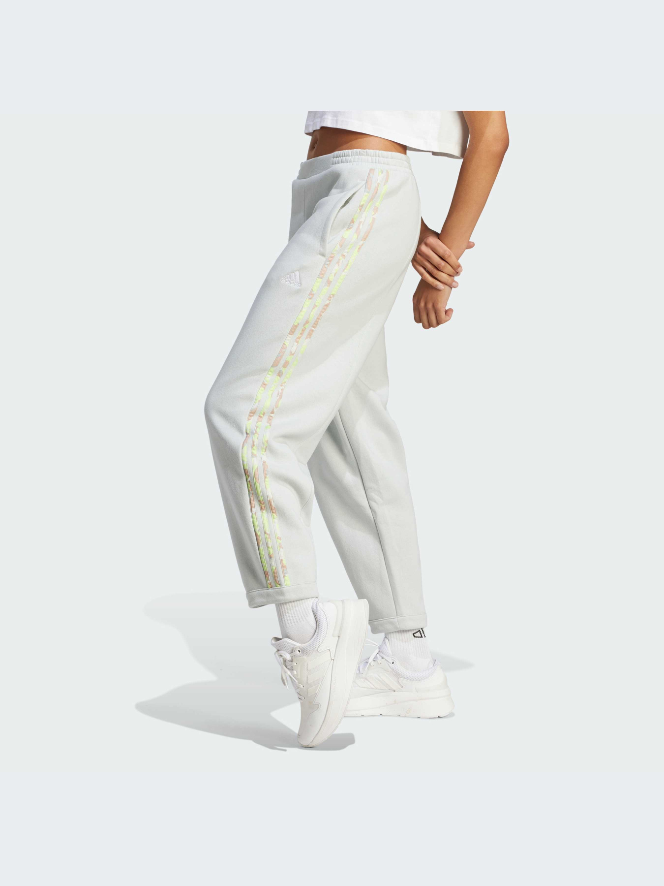 Брюки Adidas Graphics модель IL3018-KZ Фото