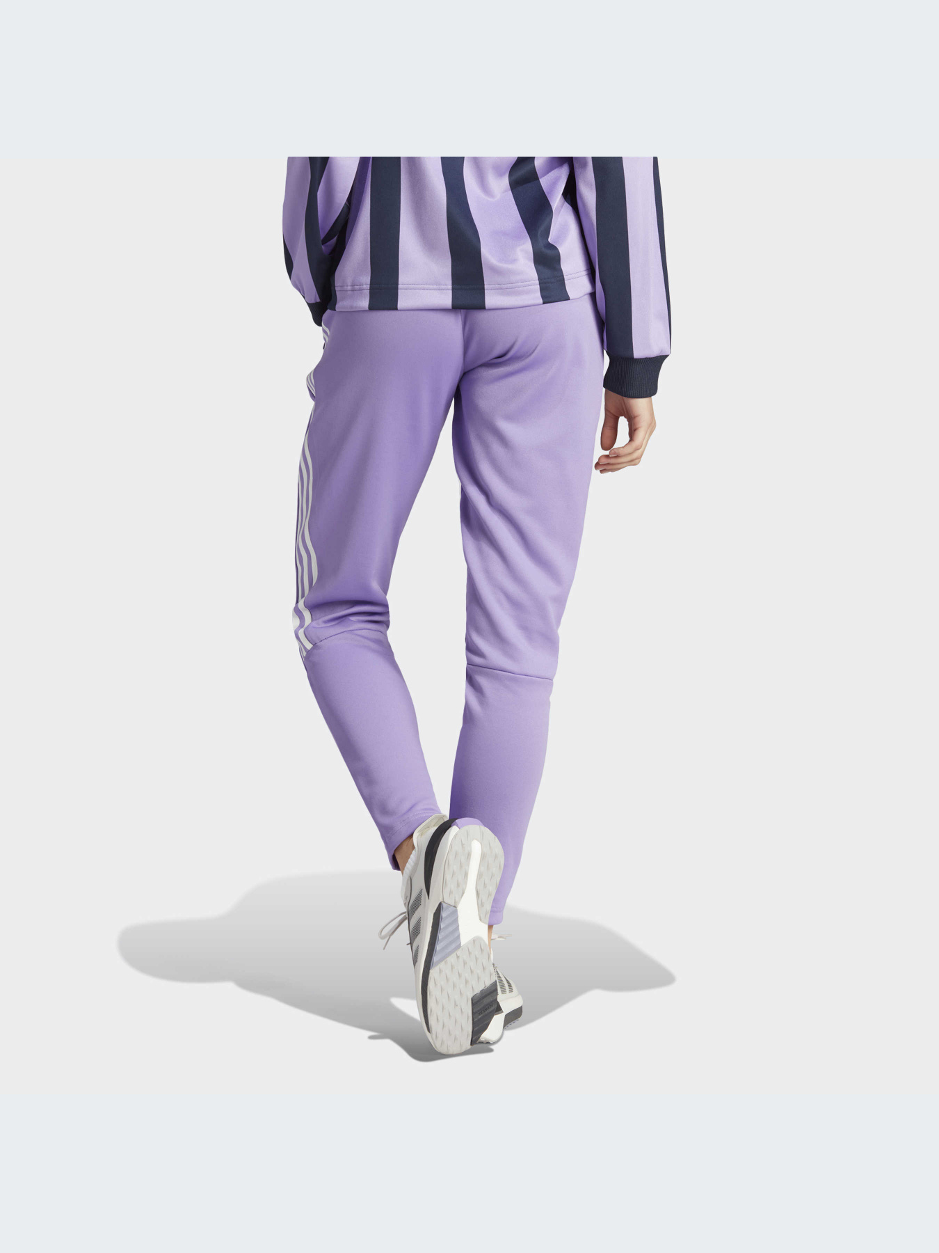 Брюки Adidas модель HY5528-KZ Фото