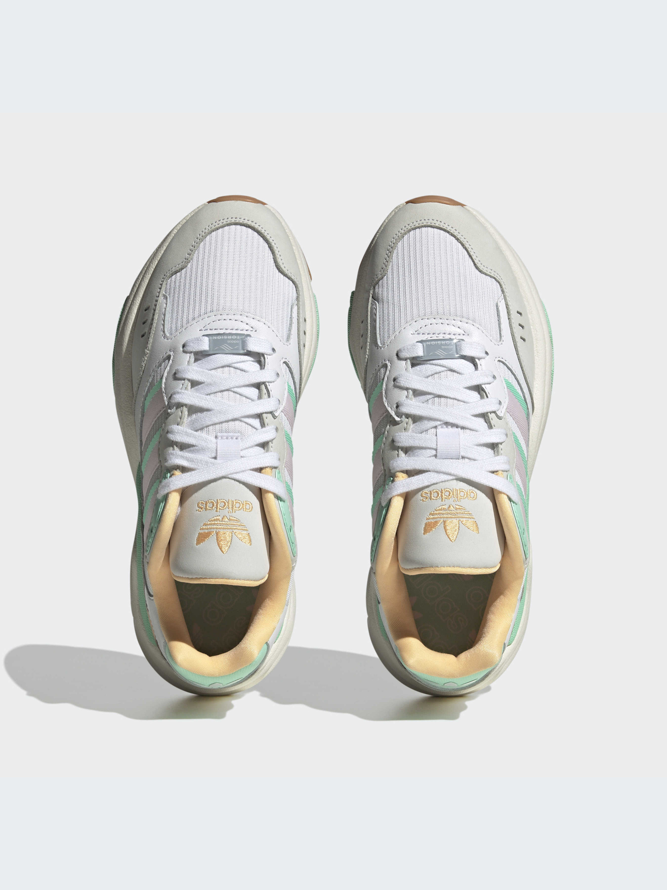 Кроссовки Adidas Retropy модель HP6370-KZ Фото